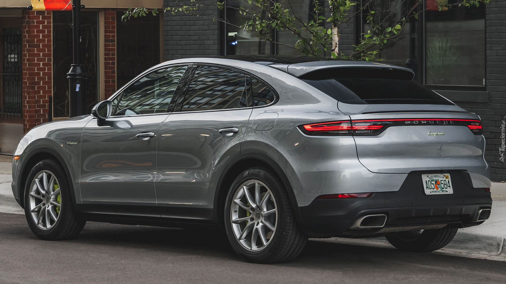 Porsche Cayenne E-Hybrid Coupe