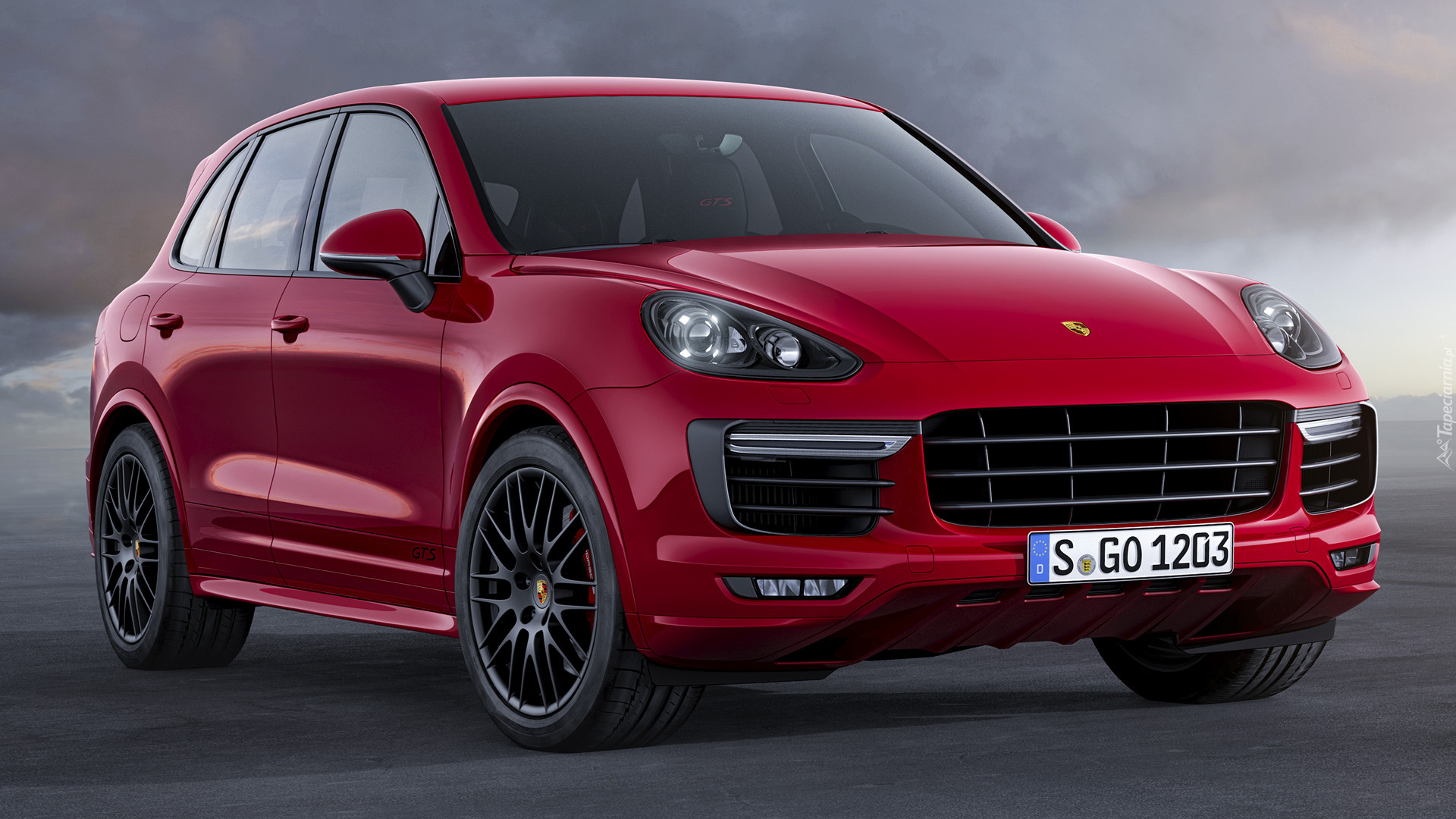 Czerwone, Porsche Cayenne GTS