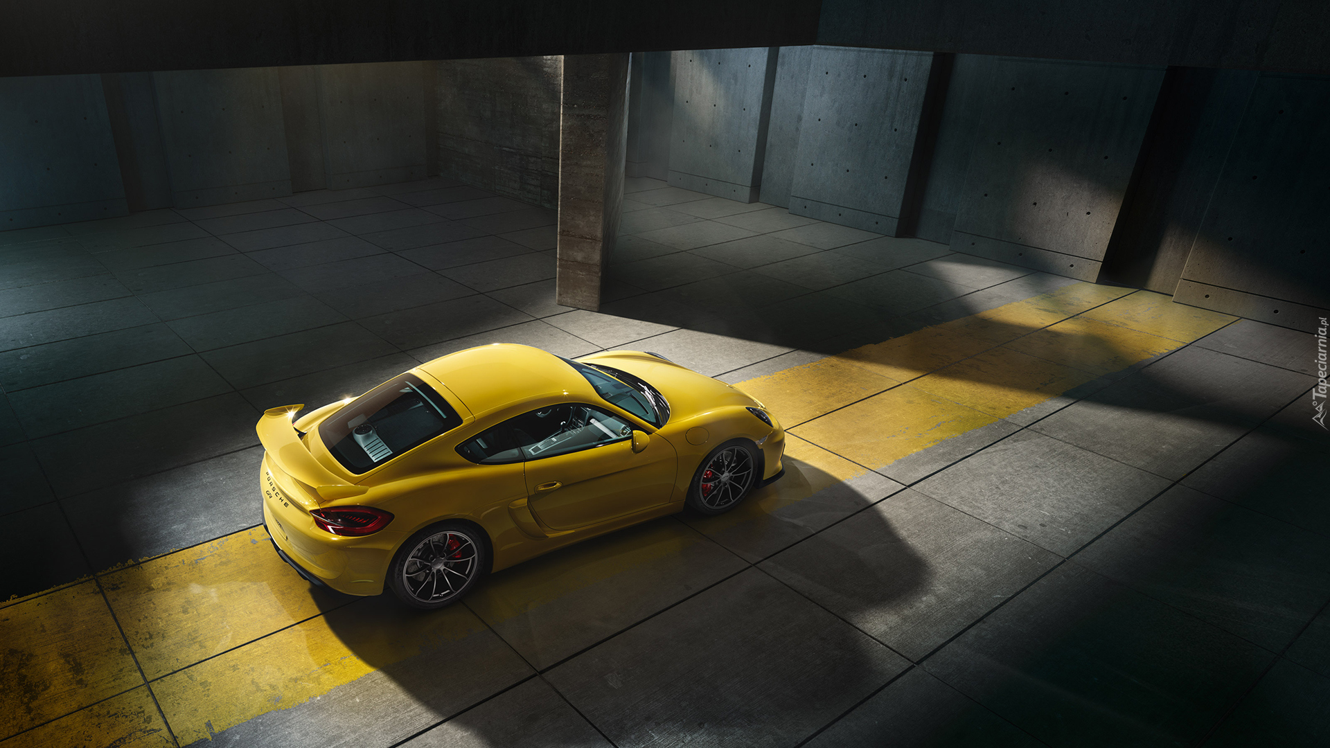 Porsche Cayman GT4, Żółte