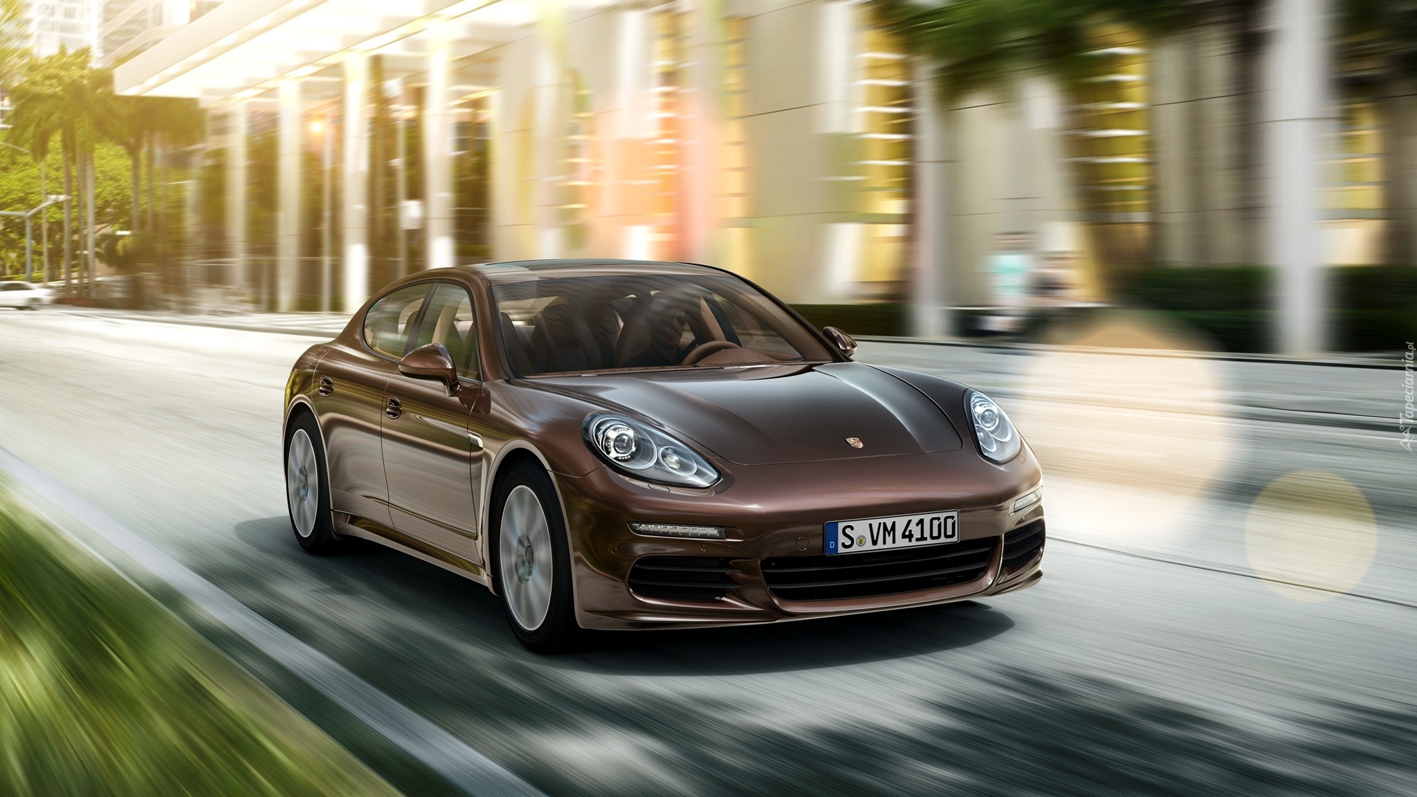 Porsche Panamera GTS Sedan, 2013