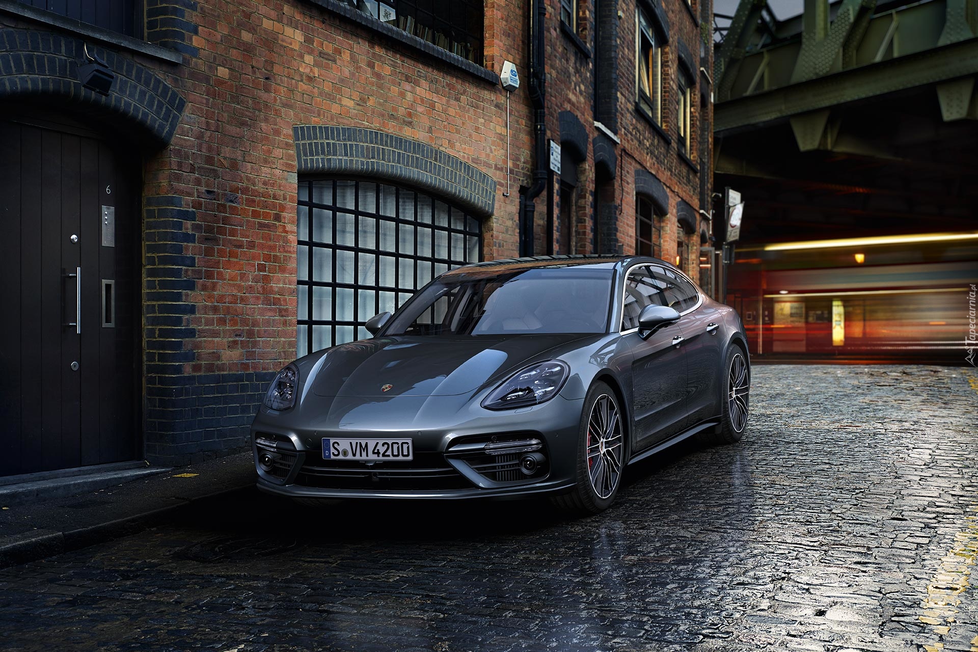 Porsche Panamera Turbo, 2016, Dom