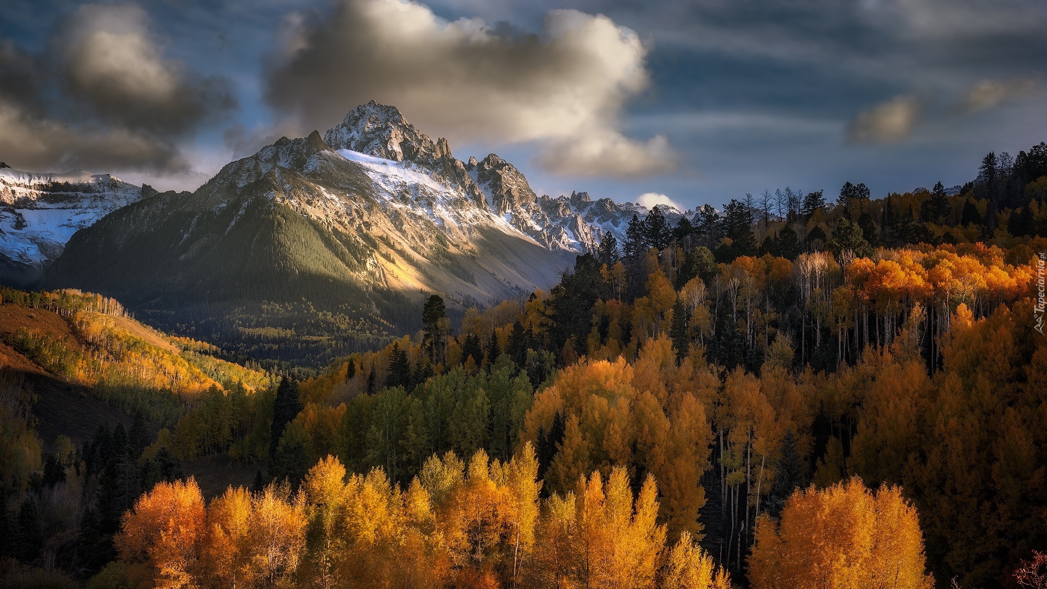 Jesień, Góry, Pożółkłe, Drzewa, Chmury