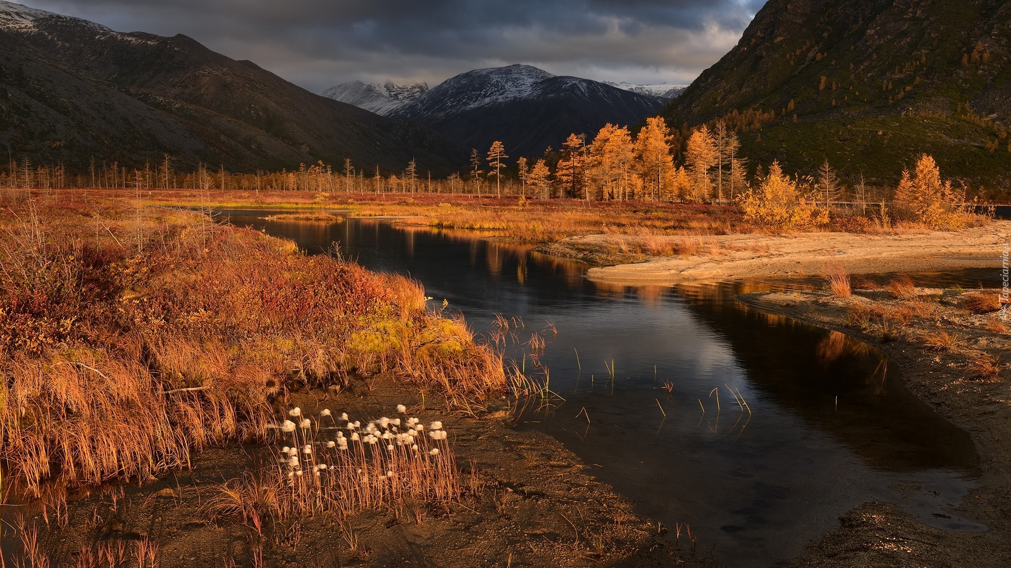 Jesień, Góry, Jezioro, Jack London, Chmury, Roślinność, Kołyma, Magadan, Rosja