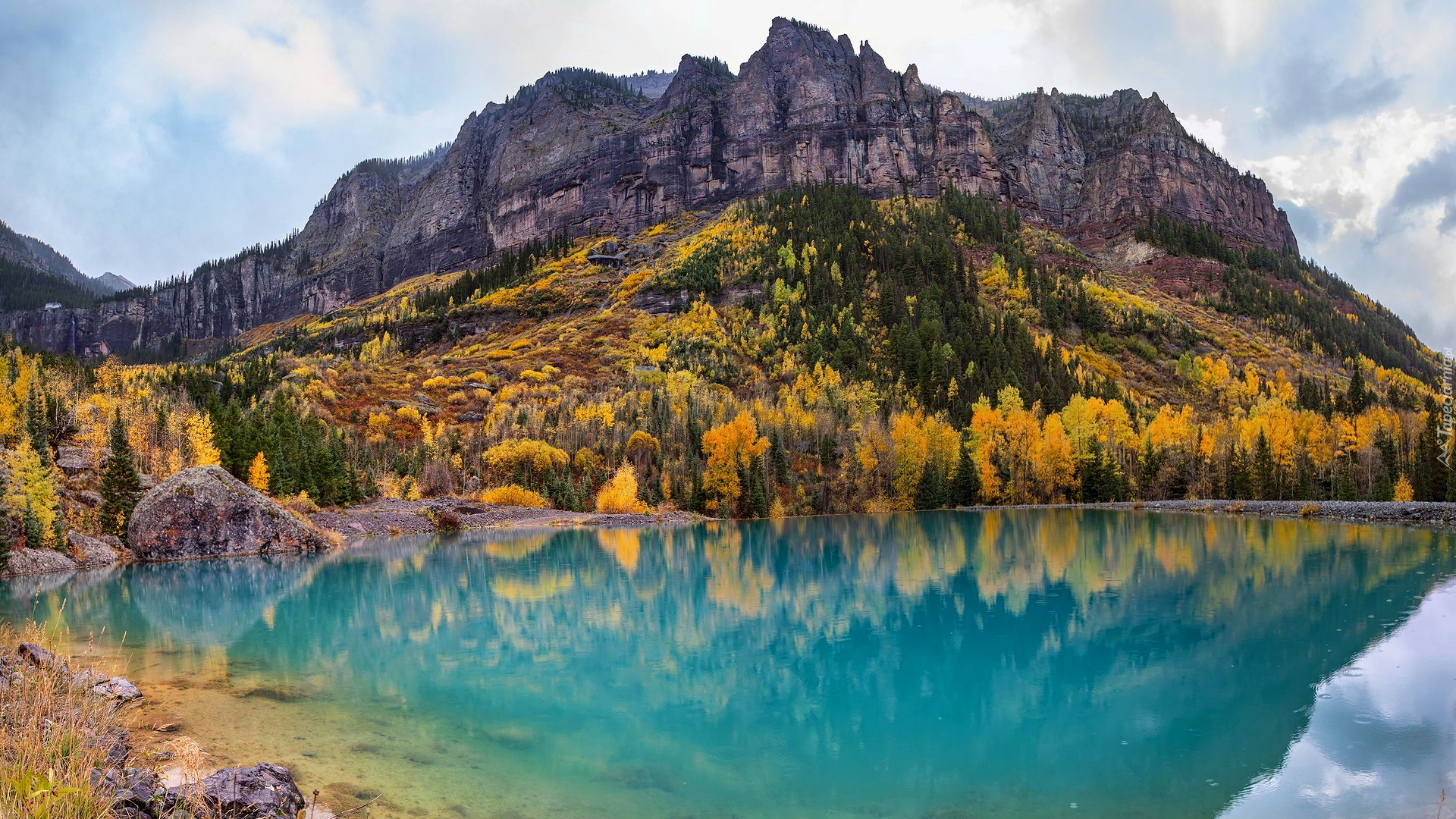 Jesień, Góry, San Juan Mountains, Las, Pożółkłe, Drzewa, Jezioro, Telluride, Kolorado, Stany Zjednoczone