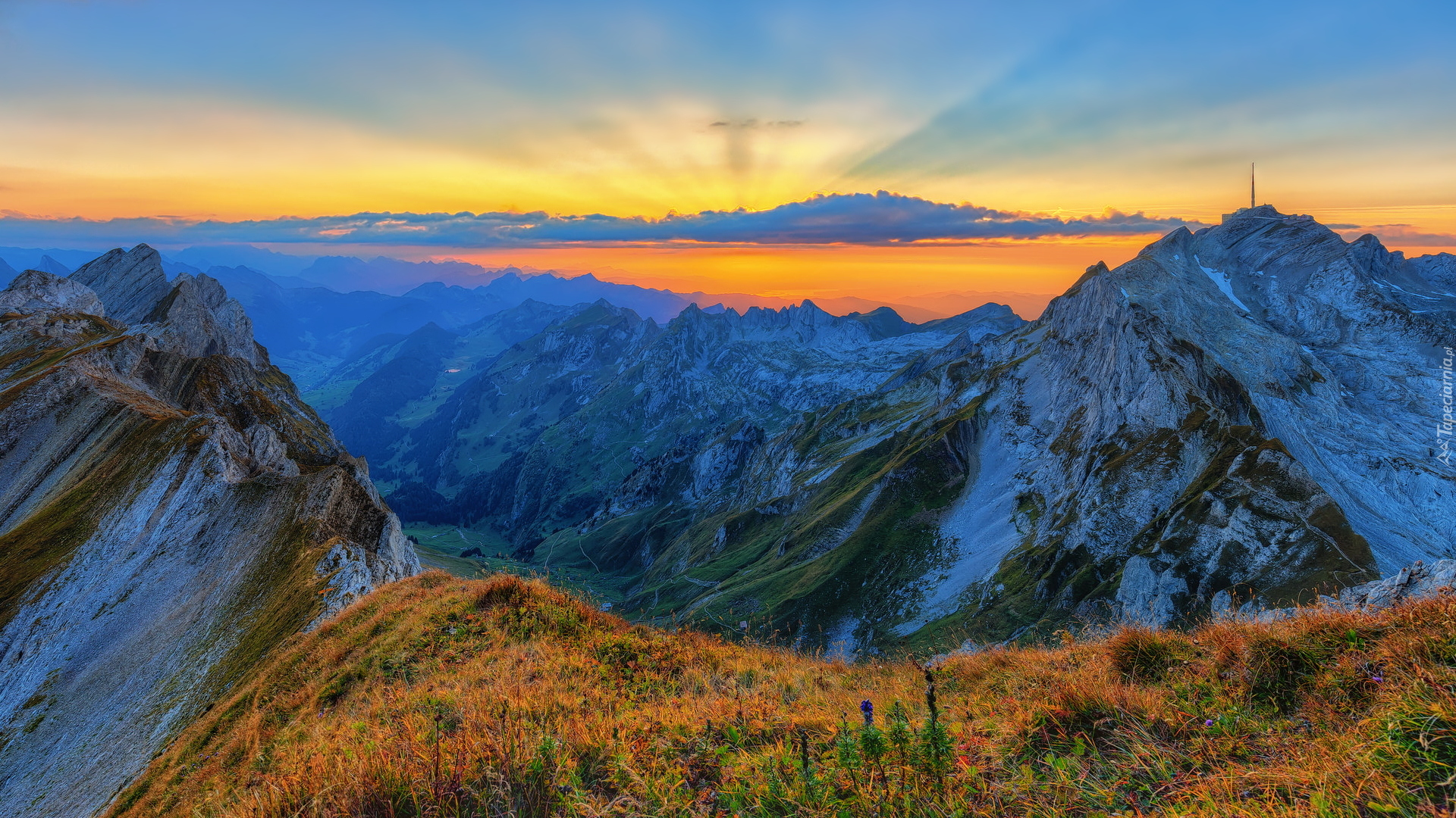Góry, Alpy Zachodnie, Prealpy Szwajcarskie, Szczyt Altmann, Zachód słońca, Dolina, Szwajcaria