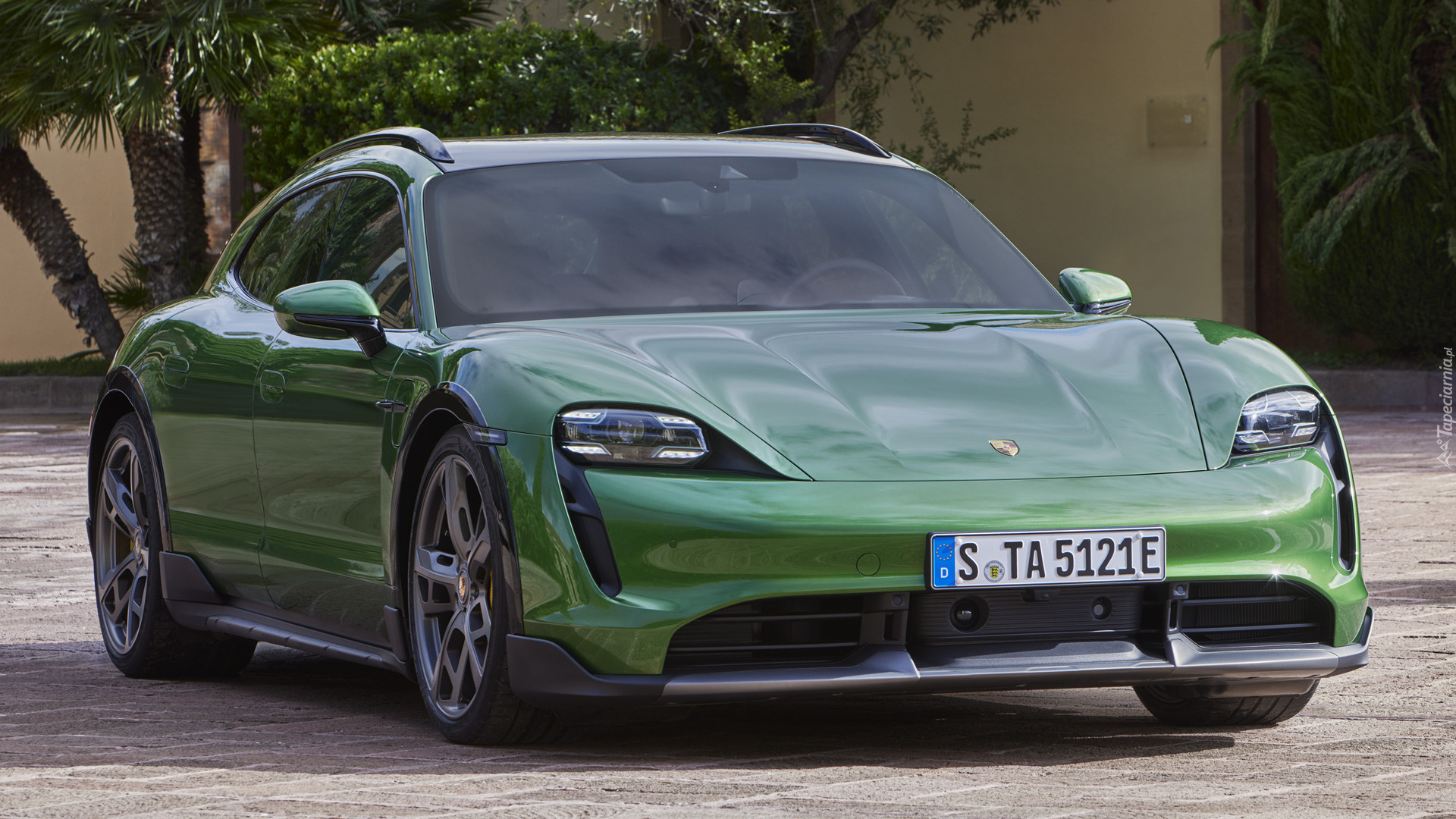 Zielone, Porsche Taycan Turbo