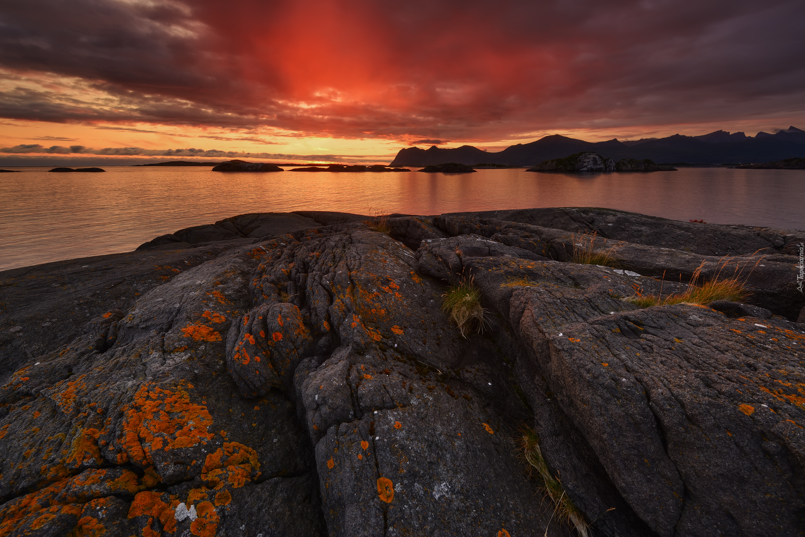 Zachód słońca, Morze, Skały, Wyspa Senja, Norwegia