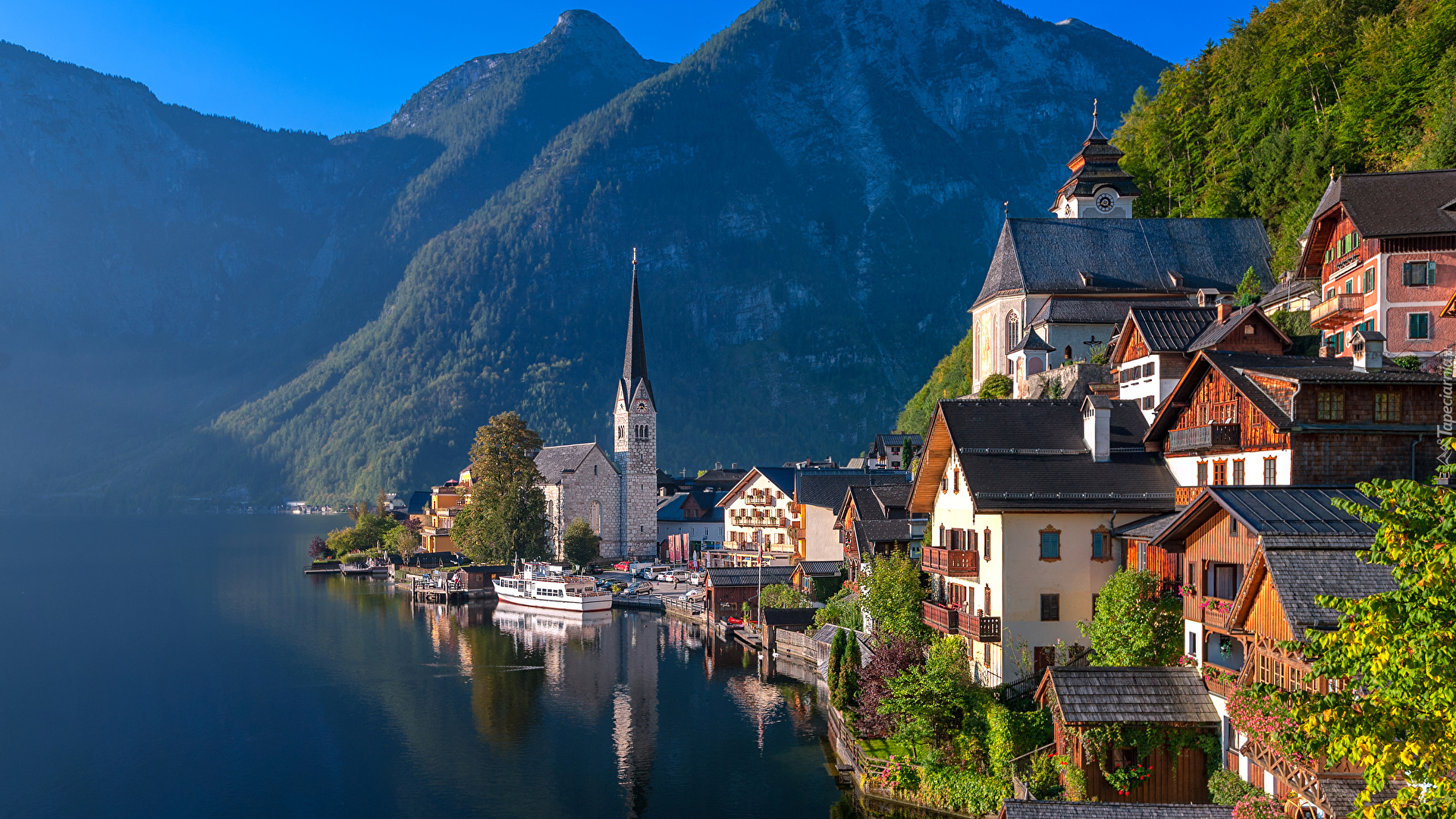 Domy, Jezioro Hallstattersee, Góry, Lasy, Drzewa, Miasteczko Hallstatt, Austria