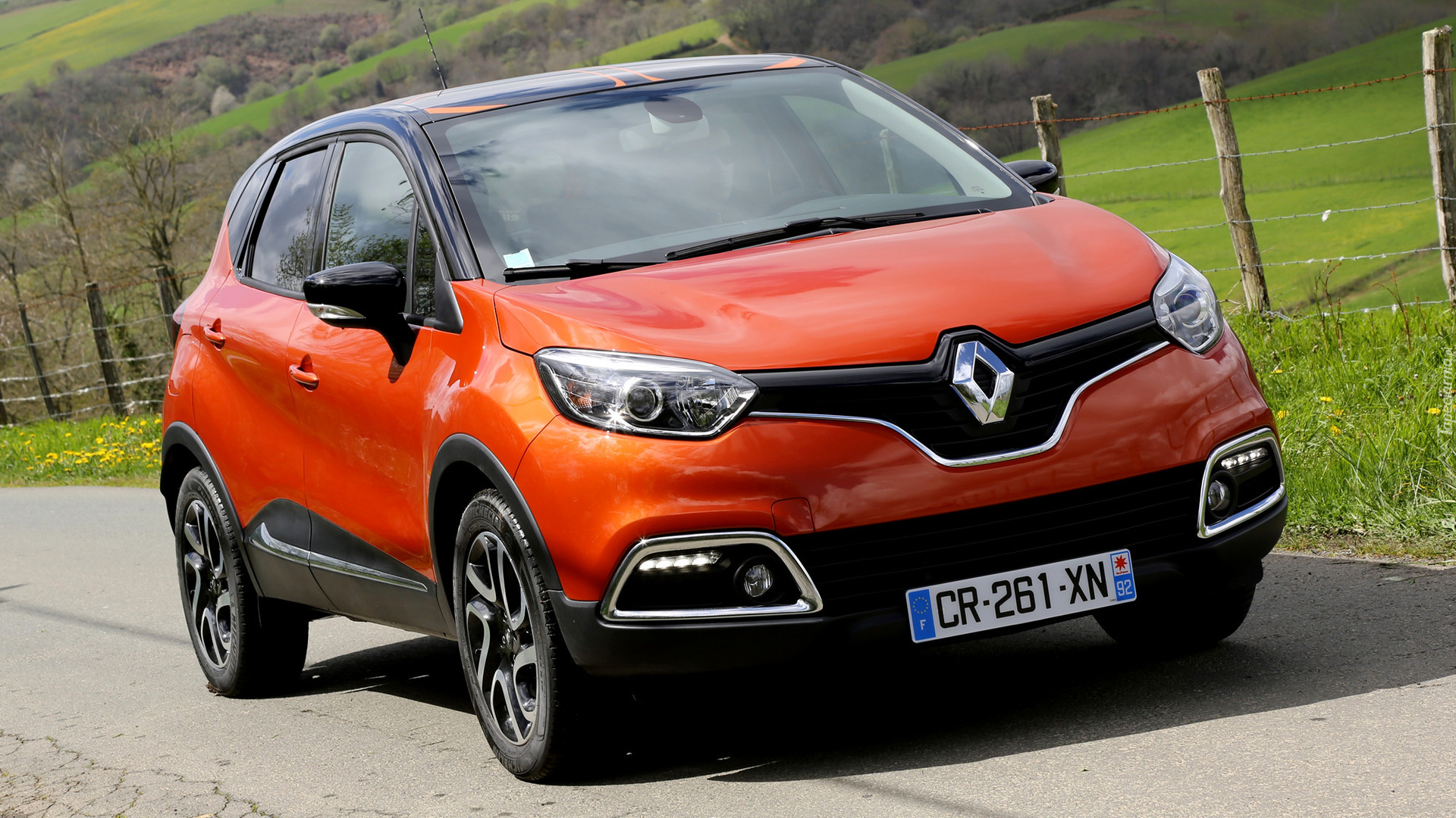 Renault Captur, Przód