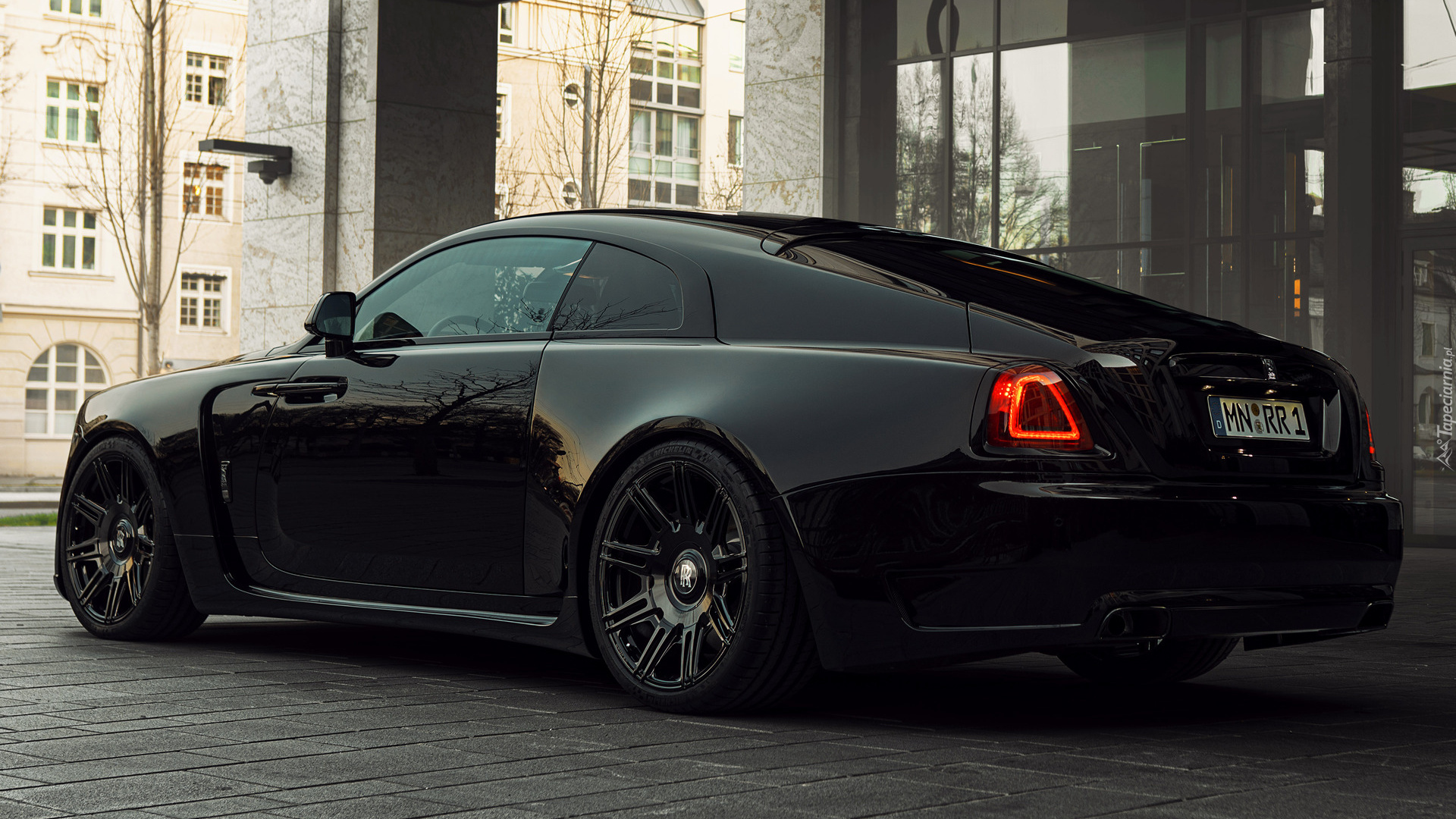 Rolls-Royce Wraith Black Badge Overdose, Spofec