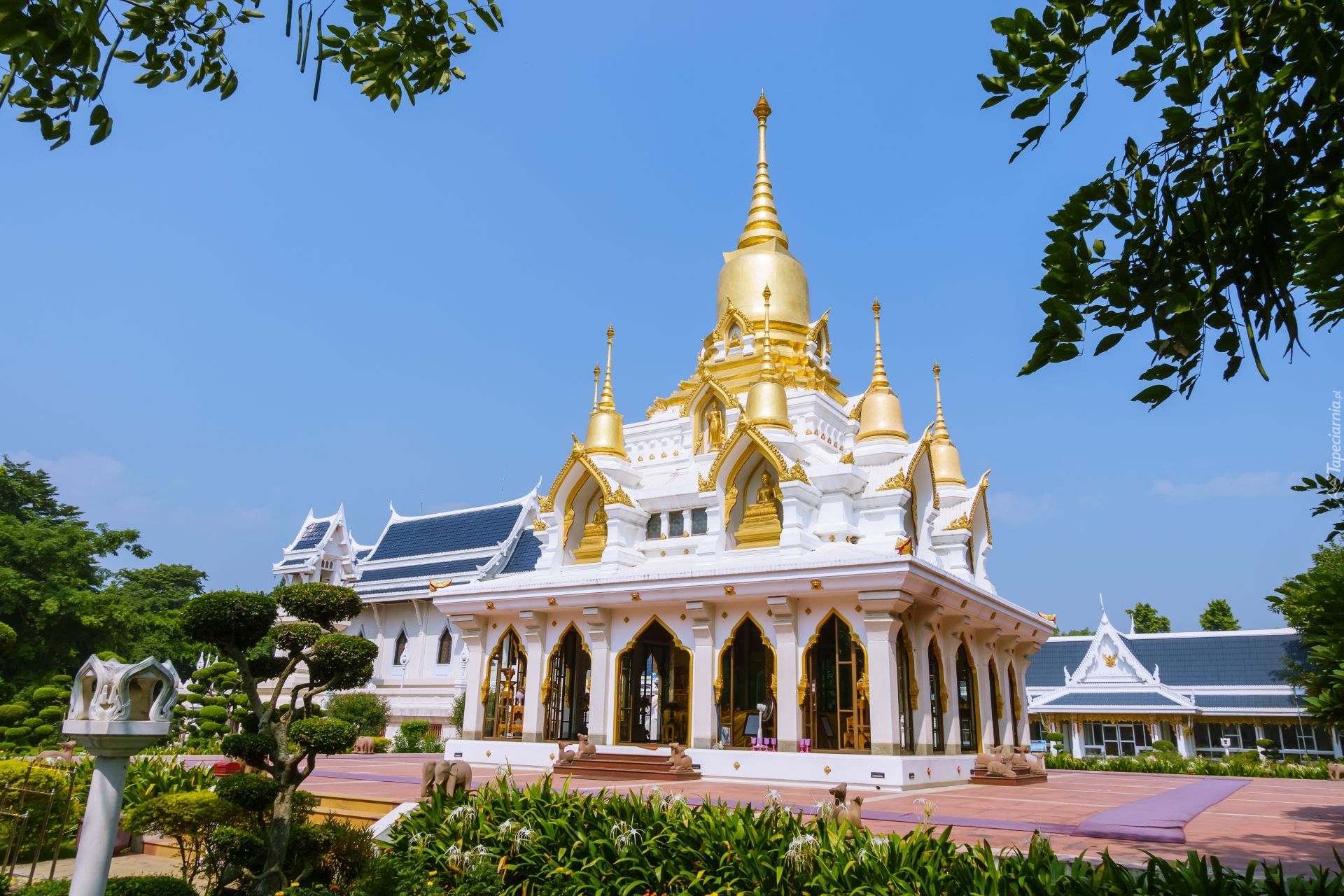 Świątynia buddyjska, Royal Thai Temple, Kushinagar, Indie