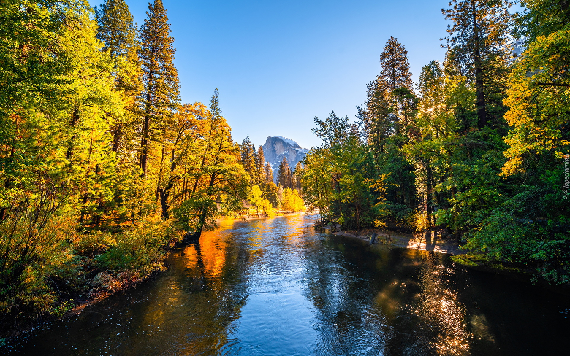 Park Narodowy Yosemite, Góry, Rzeka, Merced River, Drzewa, Drzewa, Jesień, Kalifornia, Stany Zjednoczone