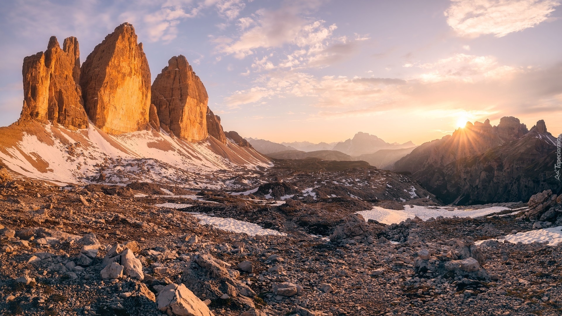 Góry, Dolomity, Skały, Pasmo górskie, Le Tre Cime, Promienie słońca, Kamienie, Włochy