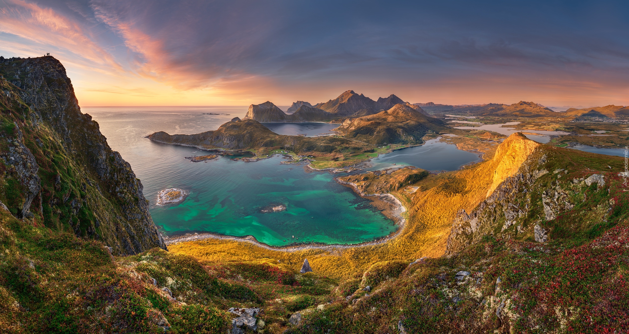 Norwegia, Lofoty, Góry, Rośliny, Wyspy, Morze Norweskie, Poranek