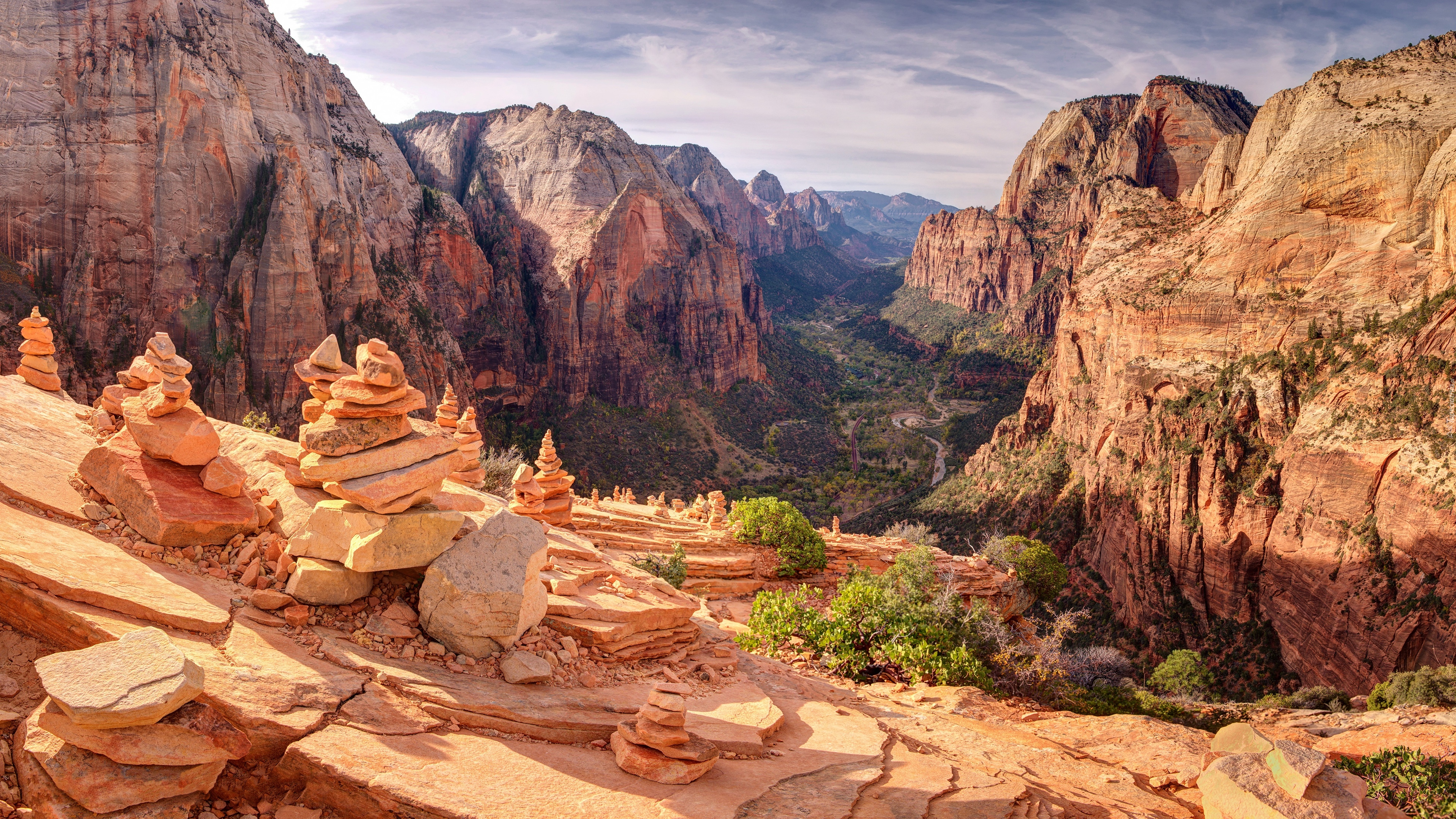 Góry, Kanion, Zion Canyon, Skały, Park Narodowy Zion, Utah, Stany Zjednoczone