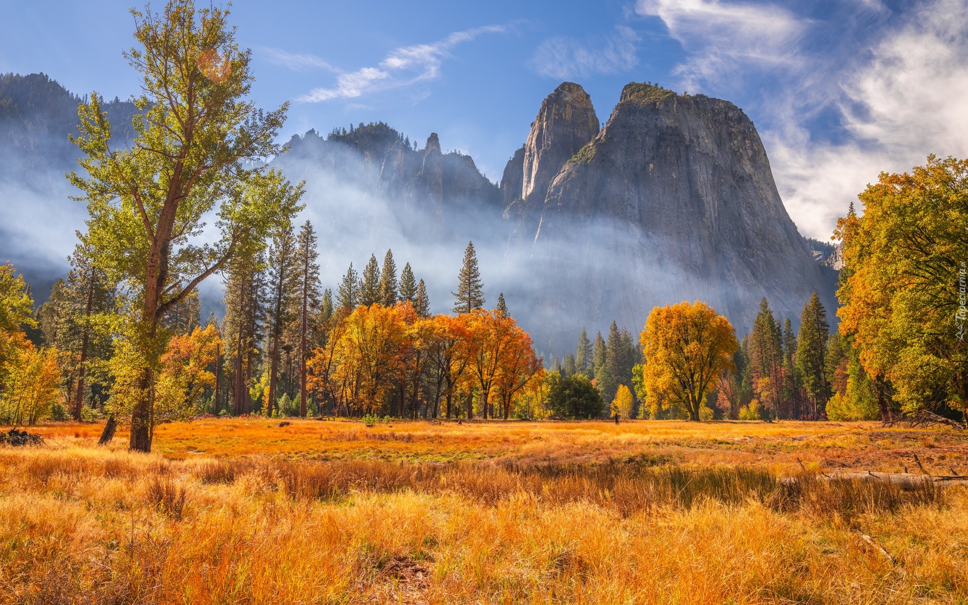 Park Narodowy Yosemite, Góry, Skały, Drzewa, Mgła, Jesień, Kalifornia, Stany Zjednoczone