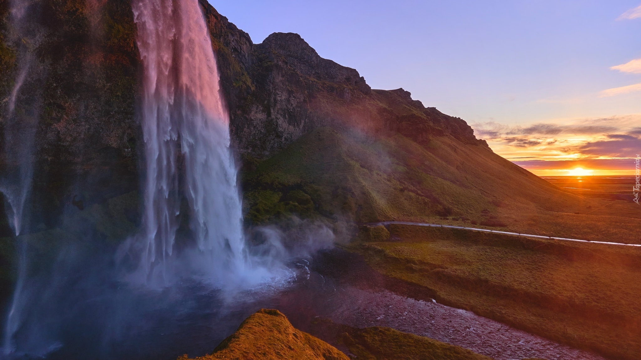 Góry, Skały, Wodospad Seljalandsfoss, Zachód słońca, Islandia