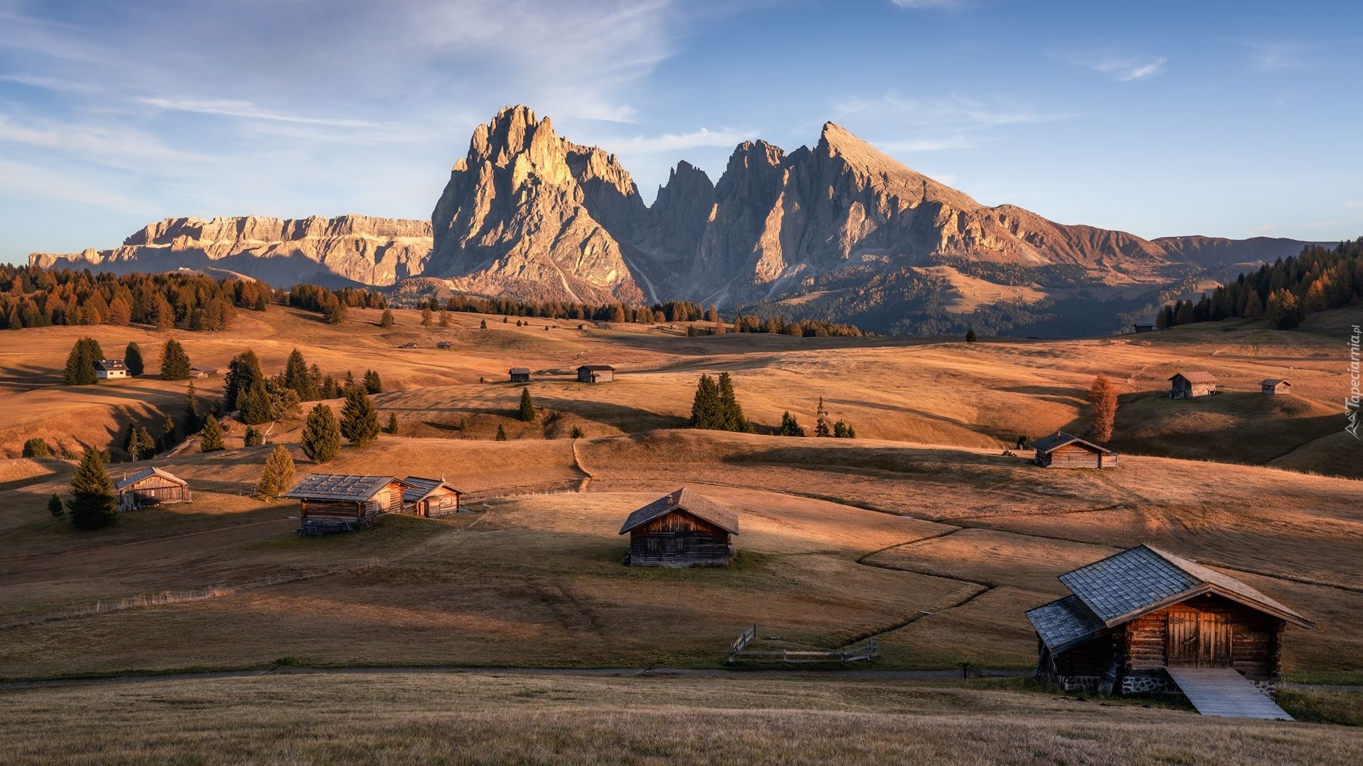 Dolomity, Góry, Sassolungo, Płaskowyż Seiser Alm, Dolina, Val Gardena, Drzewa, Drewniane, Domy, Włochy