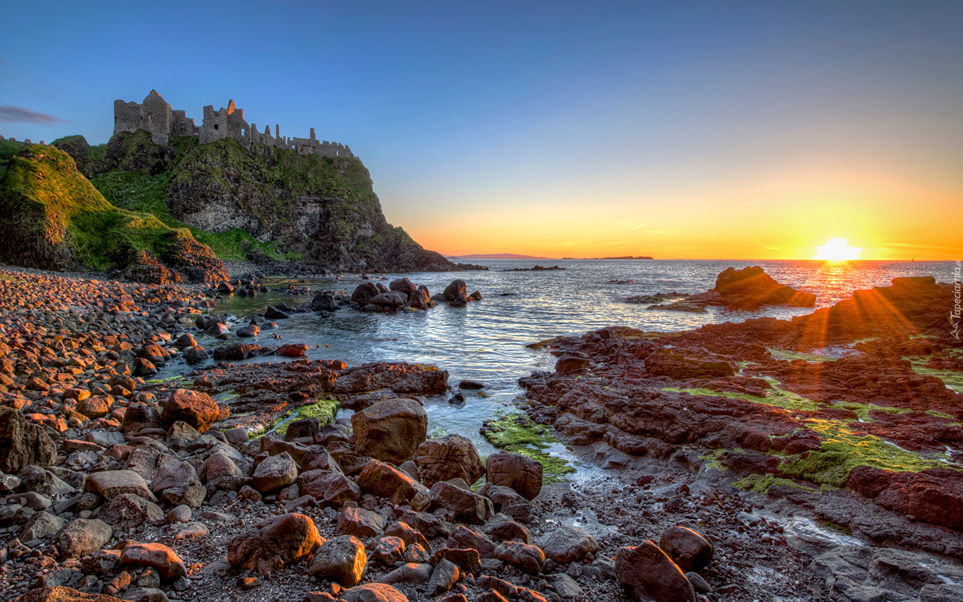 Wybrzeże, Skały, Kamienie, Morze, Wschód słońca, Zamek, Dunluce Castle, Ruiny, Irlandia Północna