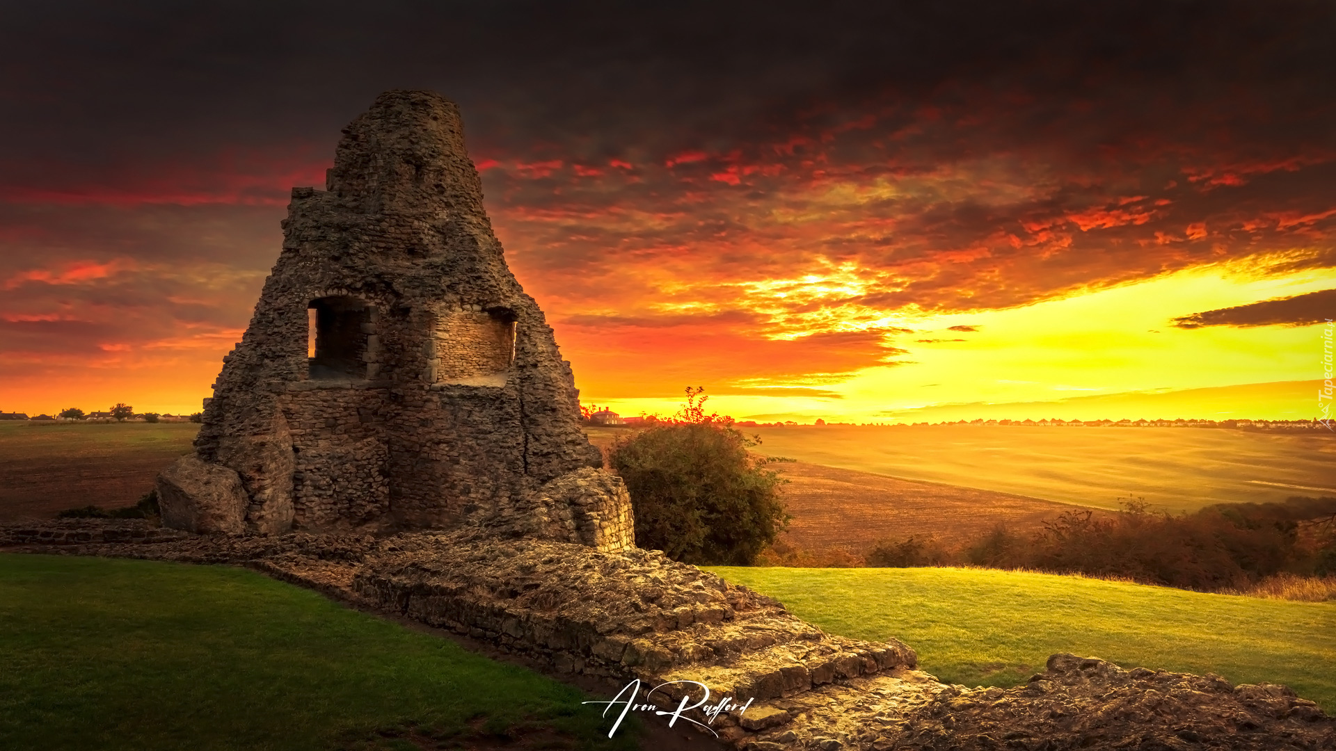 Łąka, Zachód słońca, Zamek, Hadleigh Castle Ruiny, Trawa, Drzewa, Chmury, Hadleigh, Essex, Anglia