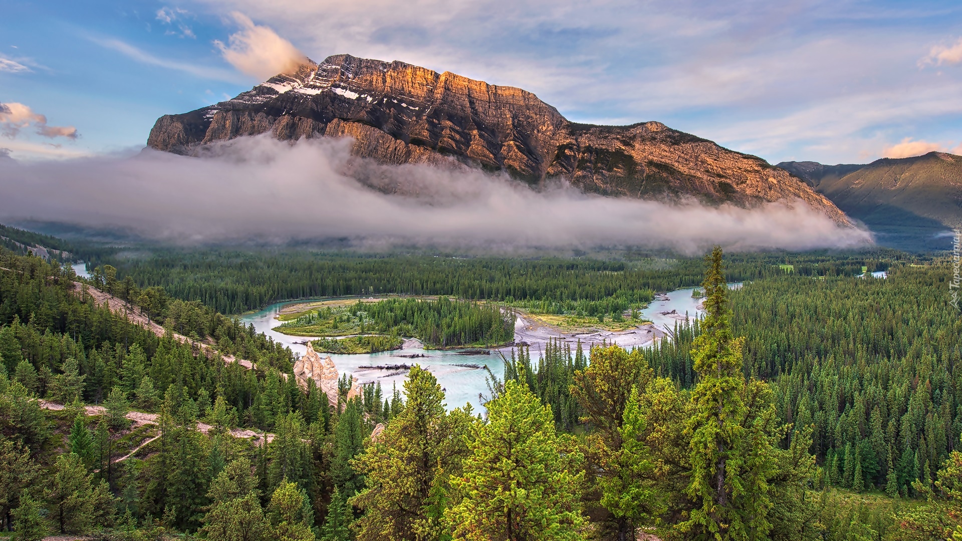 Góry, Rzeka, Bow River, Park Narodowy Banff, Alberta, Kanada, Lasy, Chmury
