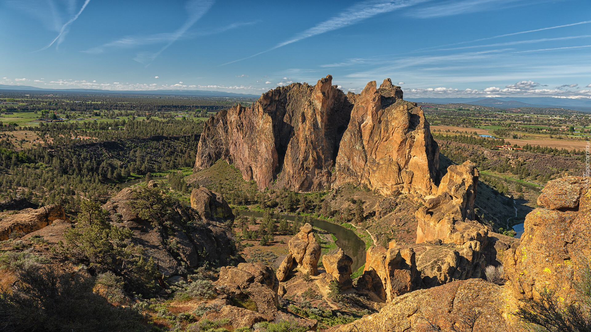 Stany Zjednoczone, Stan Oregon, Park stanowy Smith Rock, Góry, Skały, Rzeka, Crooked River