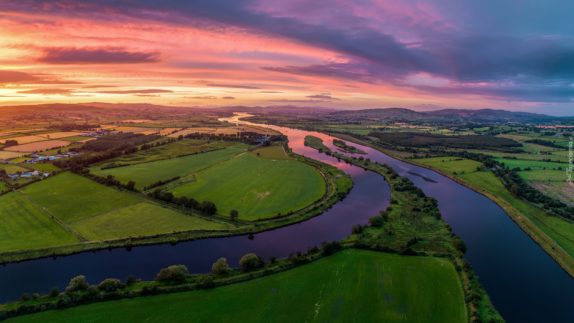 Rzeka, Foyle River, Pola, Łąki, Zachód słońca, Clonleigh, Irlandia Północna