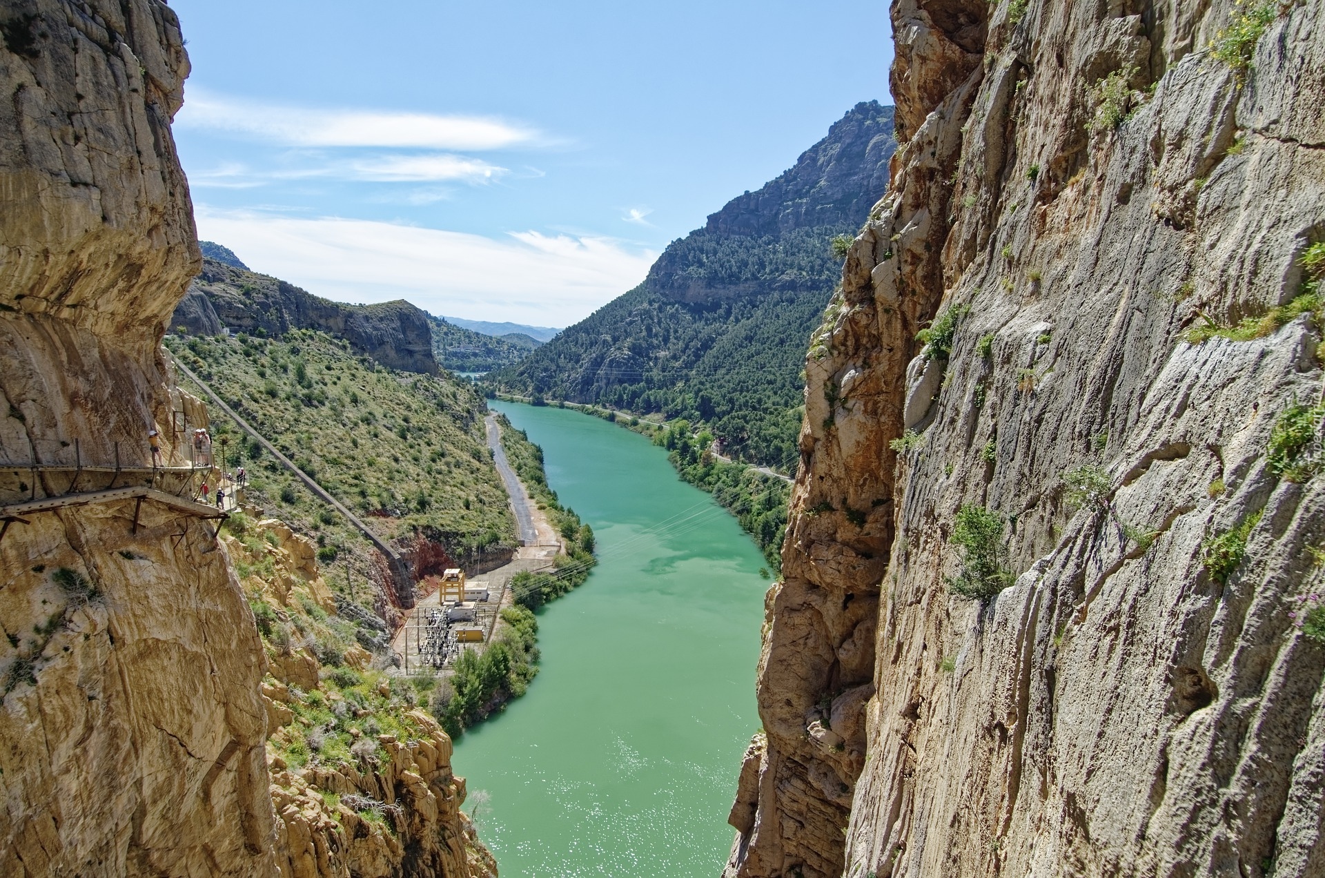 Caminito del Rey, Szlak, Wąwóz Gaitanes, Skały, Park Narodowy Desfiladero de los Gaitanes, Rzeka Guadalhorce, Malaga, Hiszpania