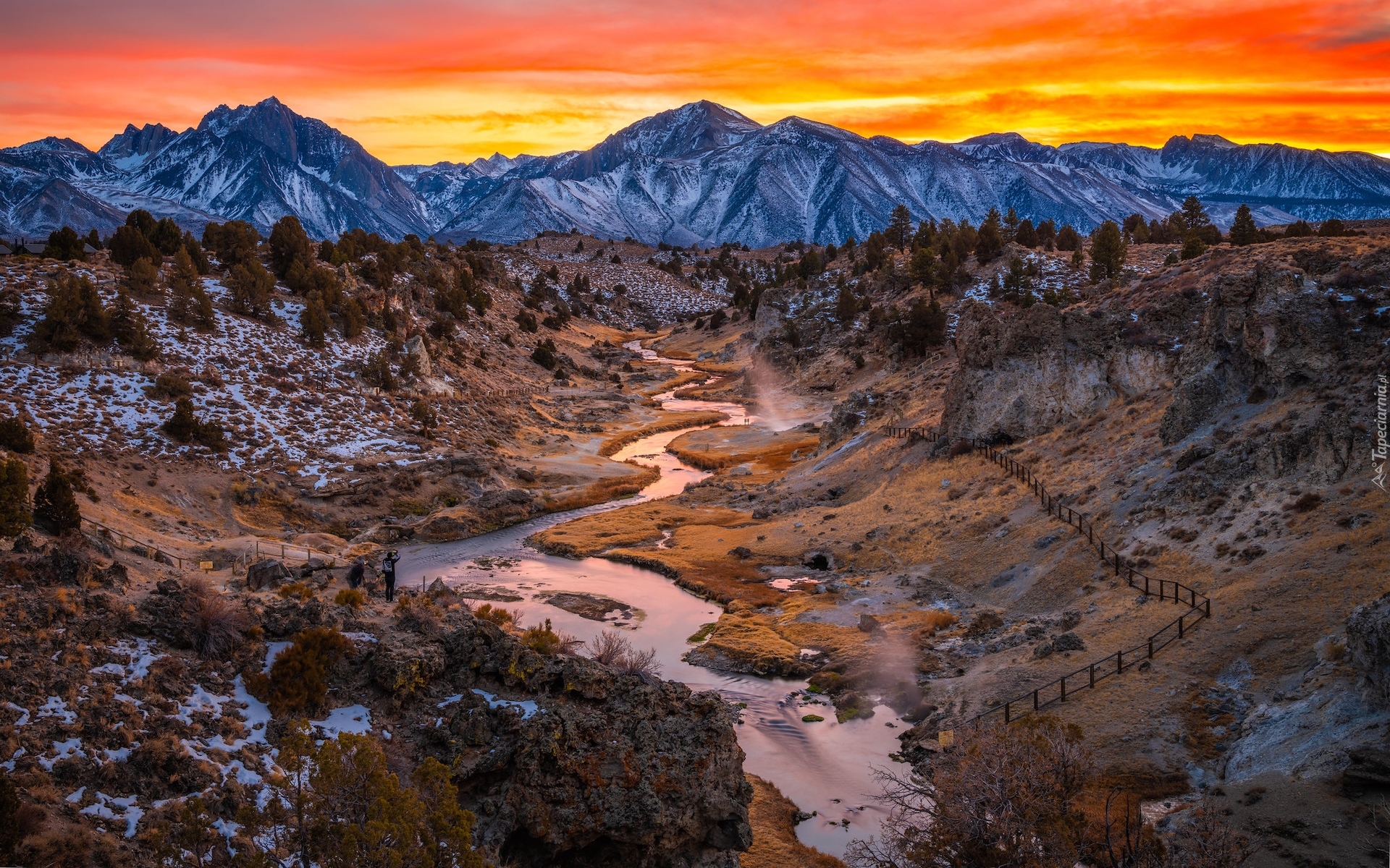 Stany Zjednoczone, Kalifornia, Hrabstwo Mono, Miejscowość Mammoth Lakes, Góry, Dolina, Rzeka, Hot Creek, Lasy państwowe, Inyo National Forest