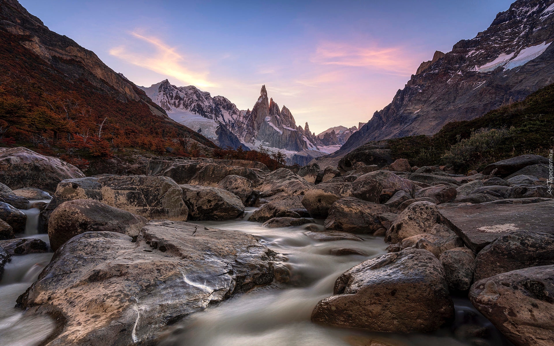 Argentyna, Patagonia, Góra, Cerro Torre, Park Narodowy Los Glaciares, Skały, Rzeka