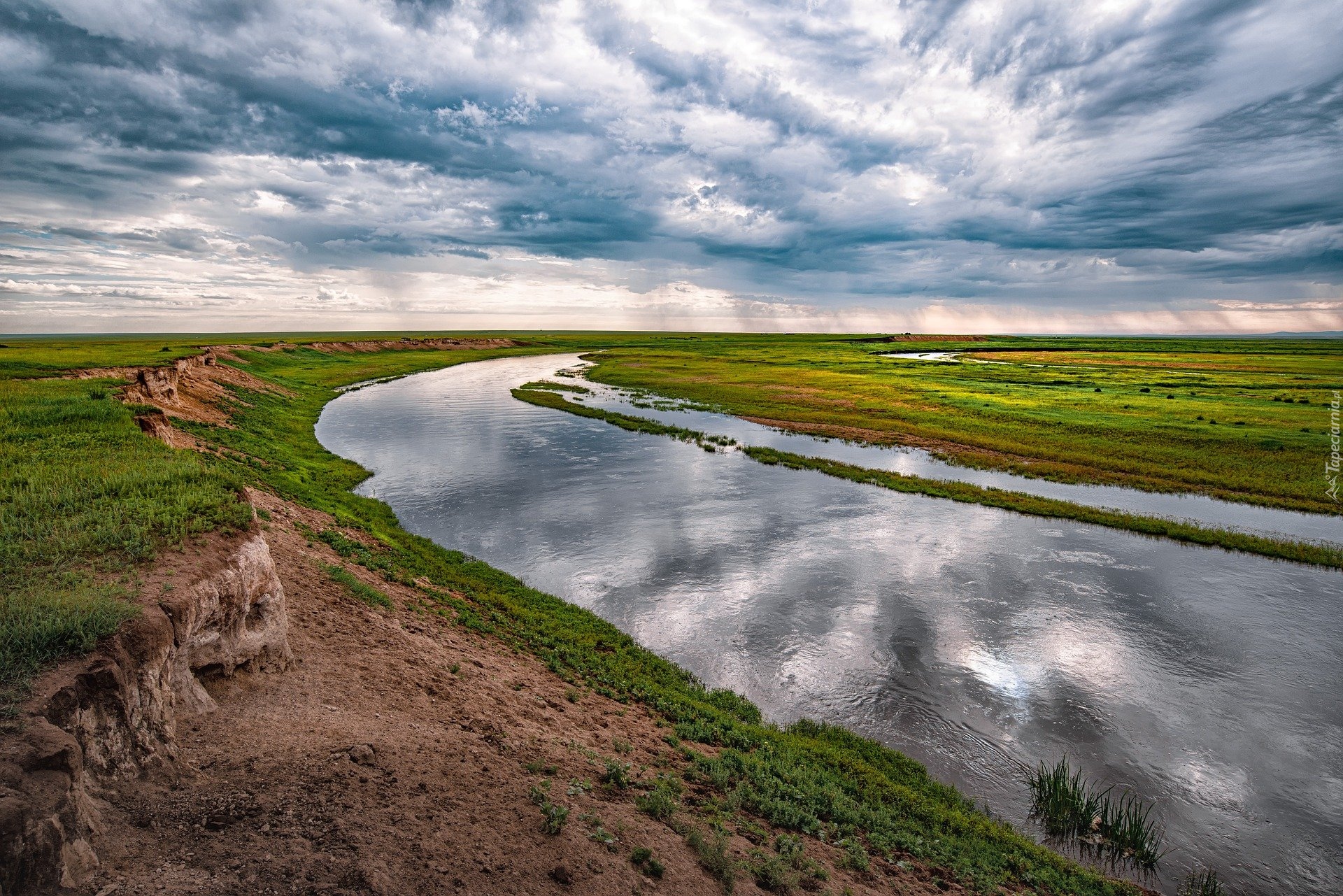 Rzeka Kerulen, Łąki, Niebo, Chmury, Mongolia