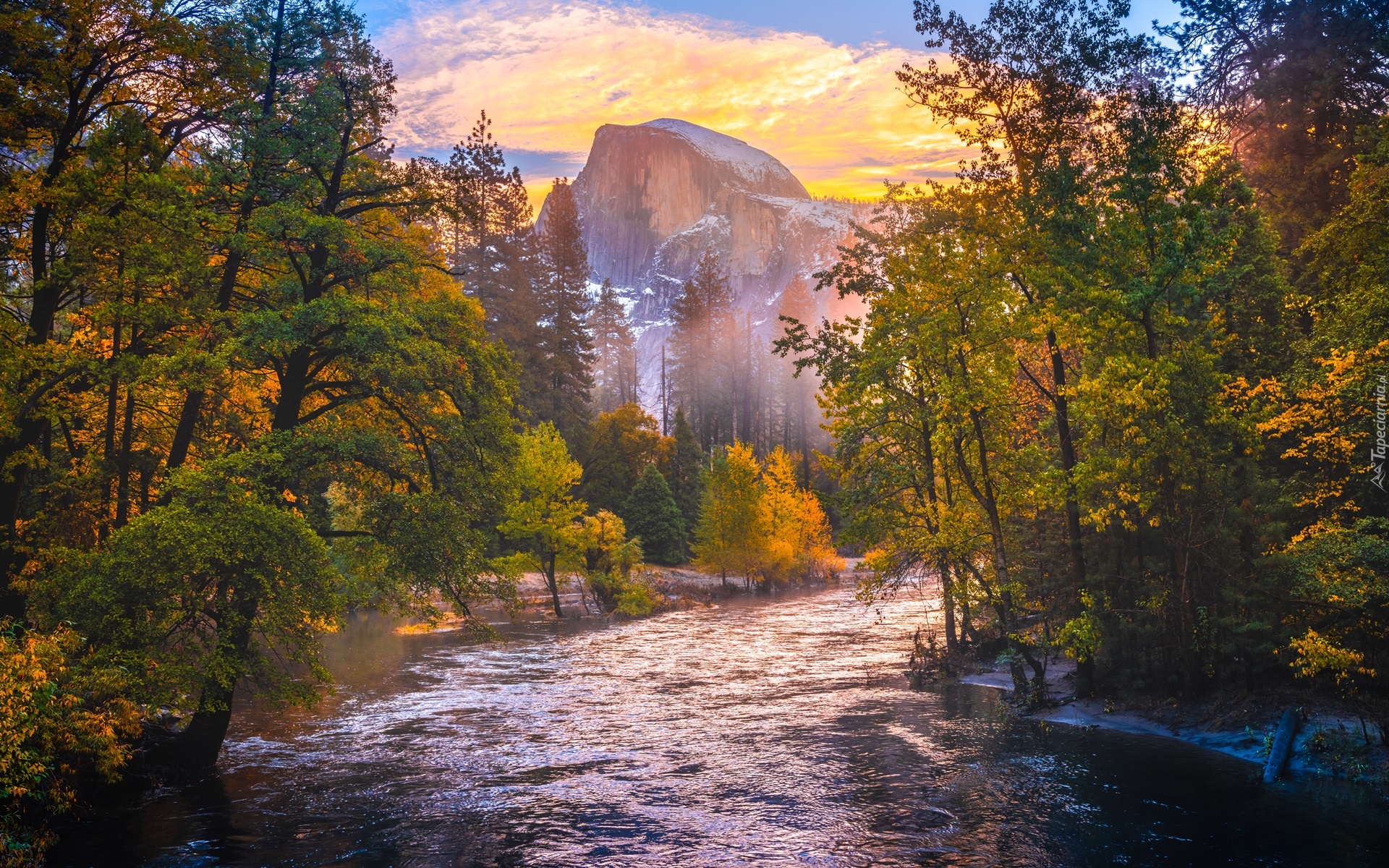 Park Narodowy Yosemite, Góry, Szczyt, Half Dome, Rzeka, Merced River, Drzewa, Las, Jesień, Kalifornia, Stany Zjednoczone