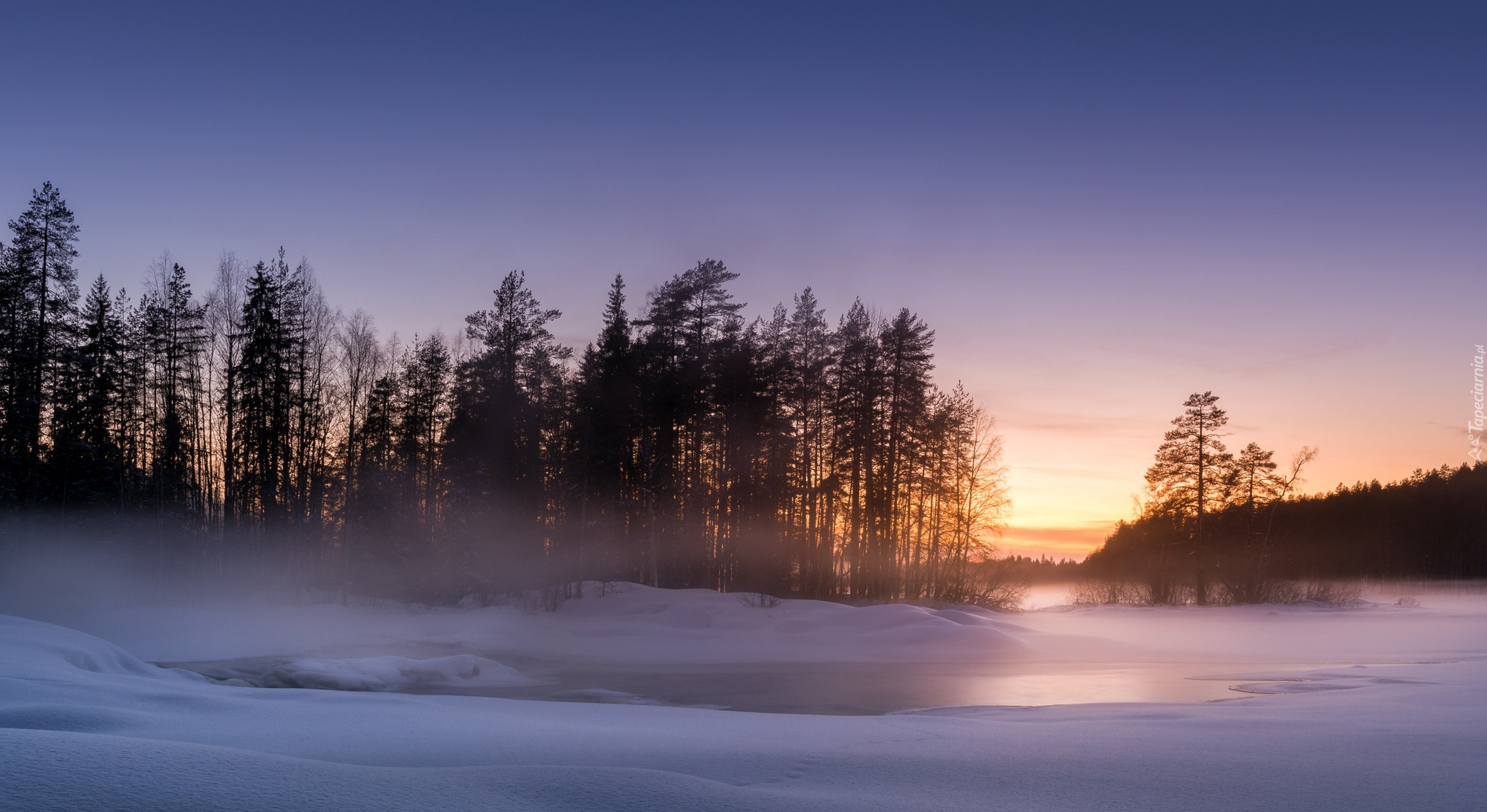 Finlandia, Karelia Północna, Miasto Lieksa, Ruunaa, Rzeka Neitikoski Rapid, Zima, Drzewa, Mgła, Zachód słońca