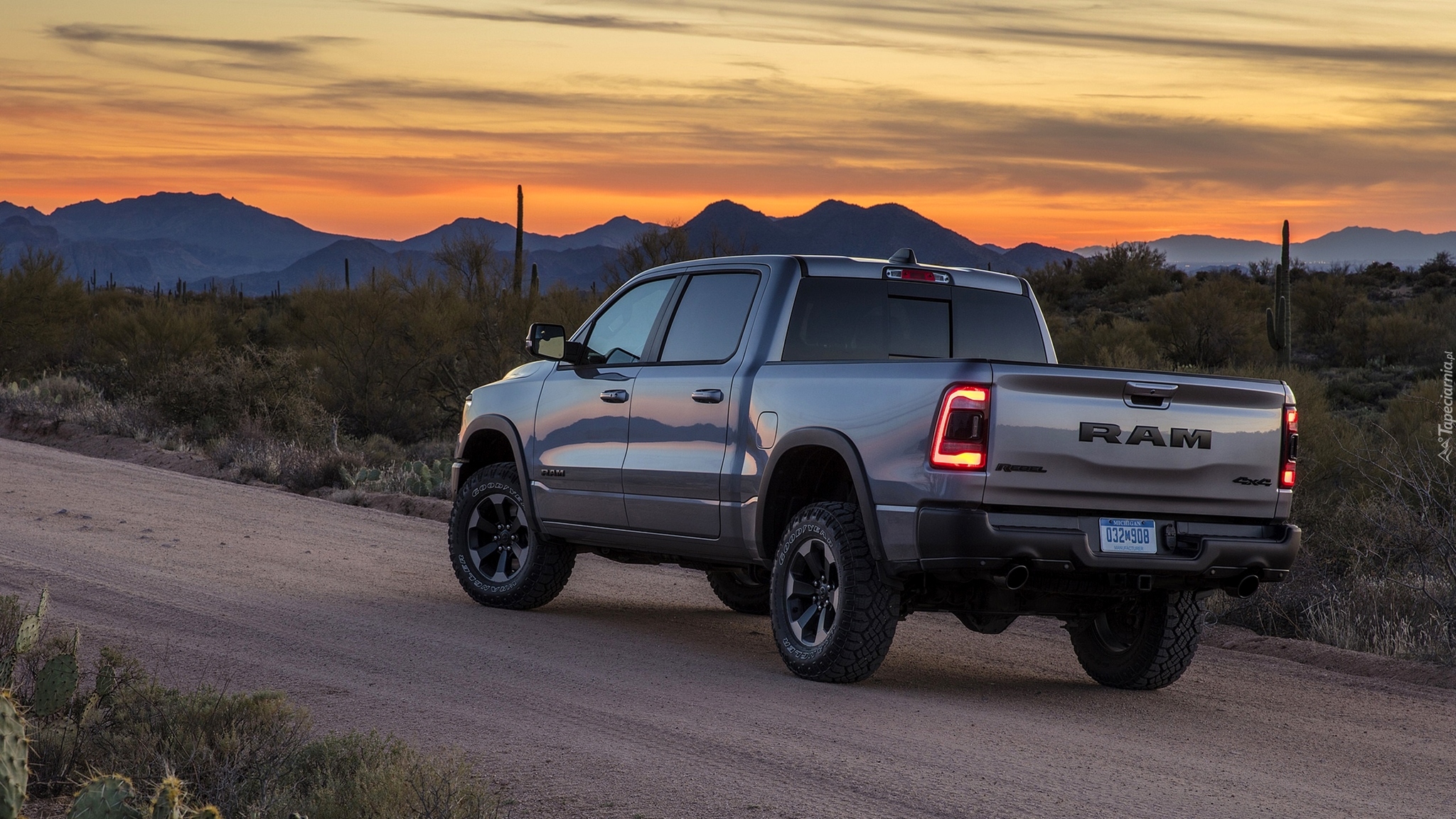 Dodge Ram 1500, Rebel, Droga, Zachód Słońca