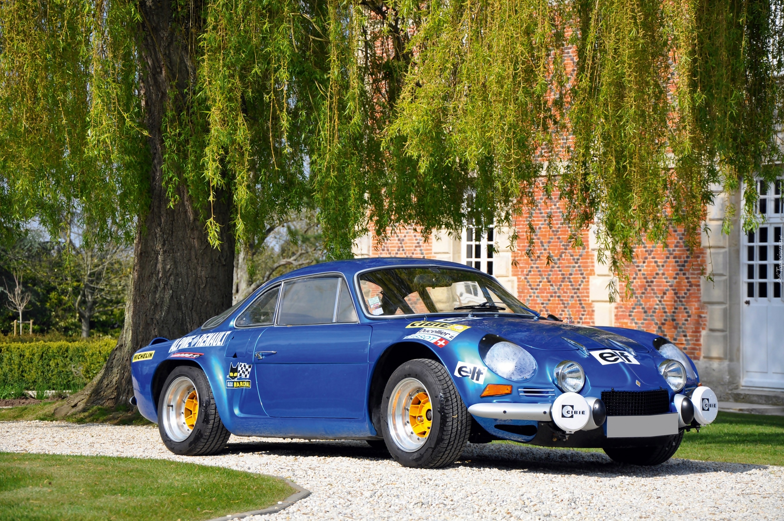 Zabytkowy, Alpine A-110, 1961, Dom, Drzewo