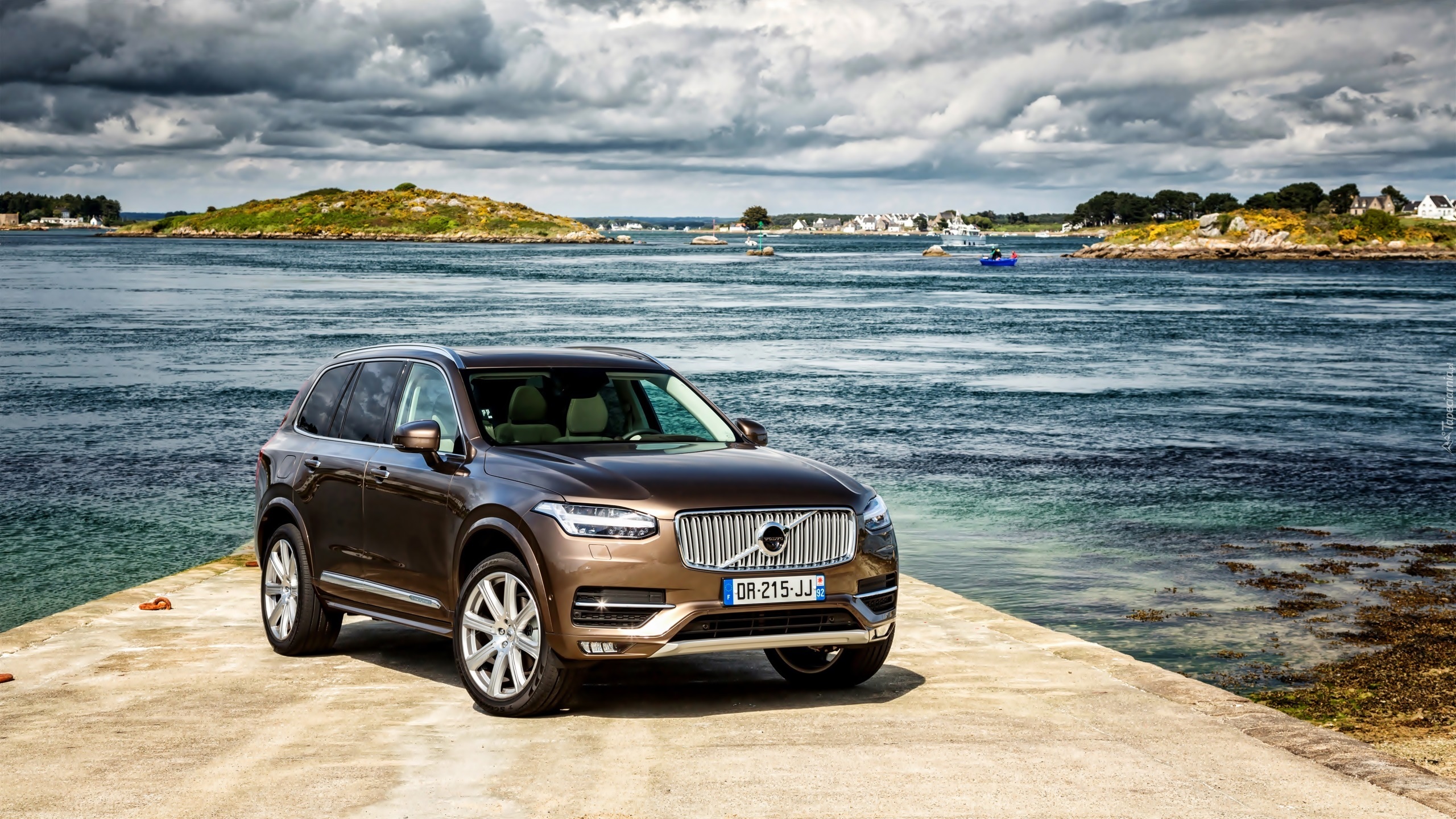 Volvo XC90, 2015, Jezioro