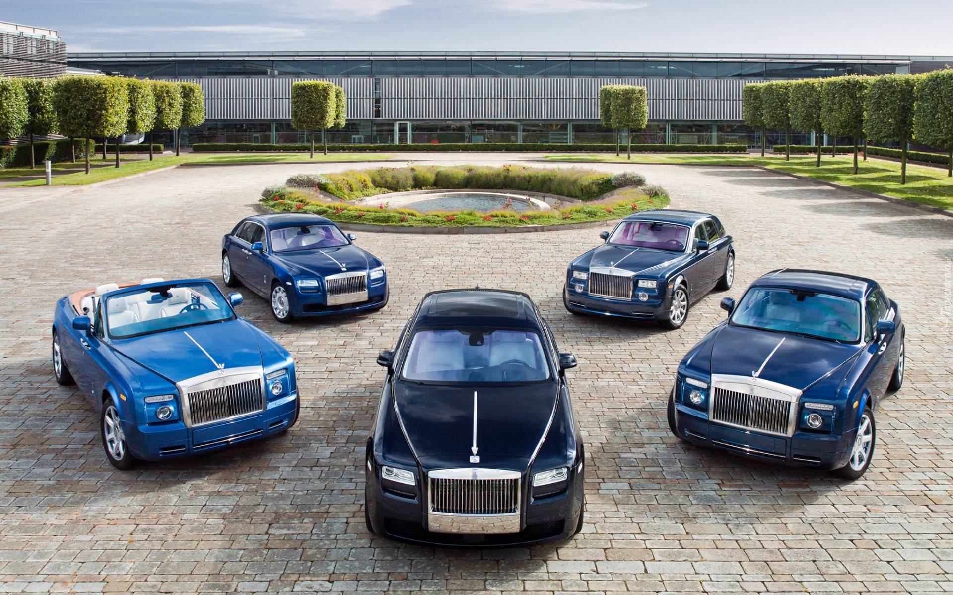 Samochody, Rolls-Royce, Plac