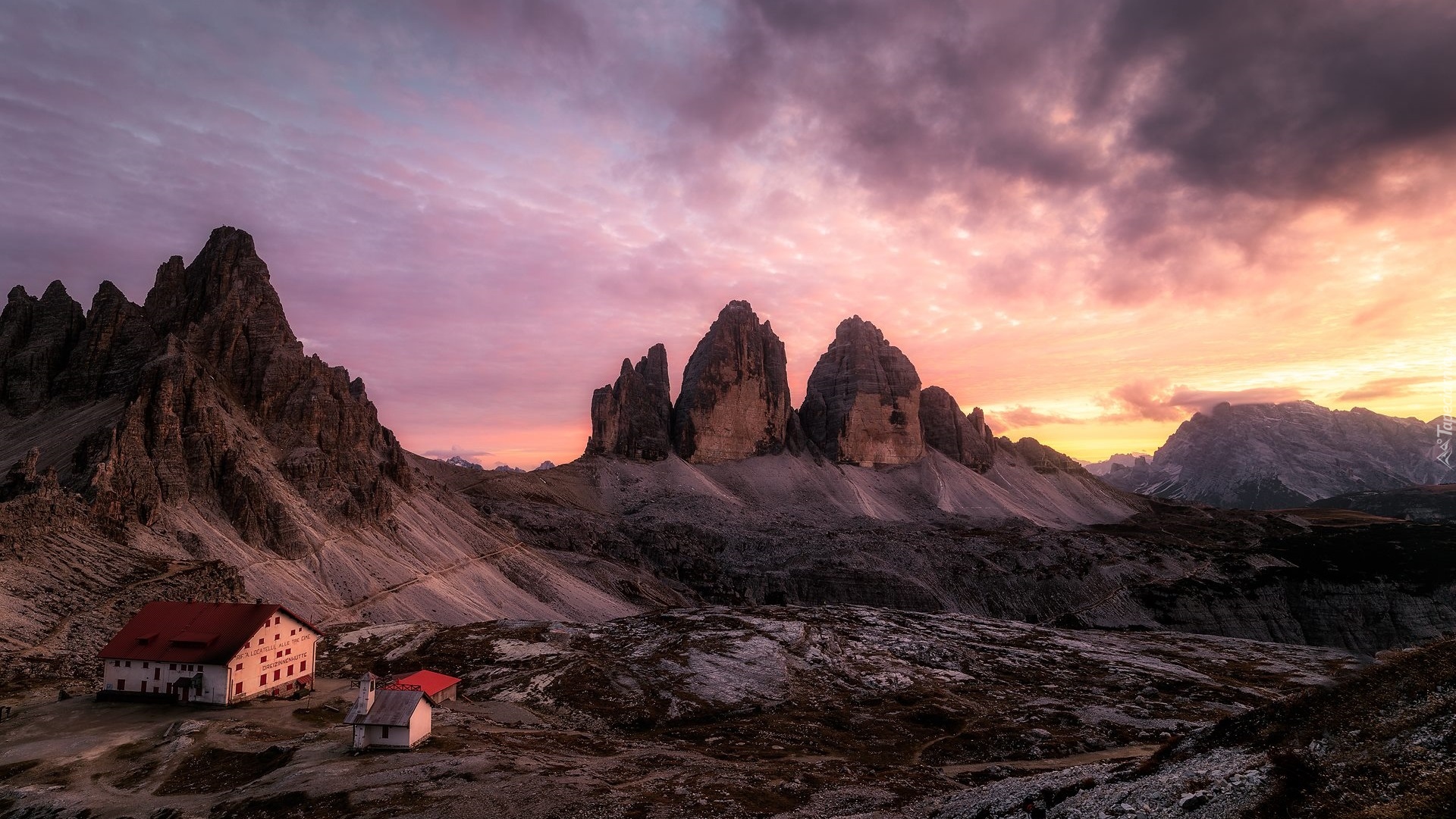 Góry, Tre Cime di Lavaredo, Dolomity, Dom, Schronisko, Auronzo, Kaplica, Włochy