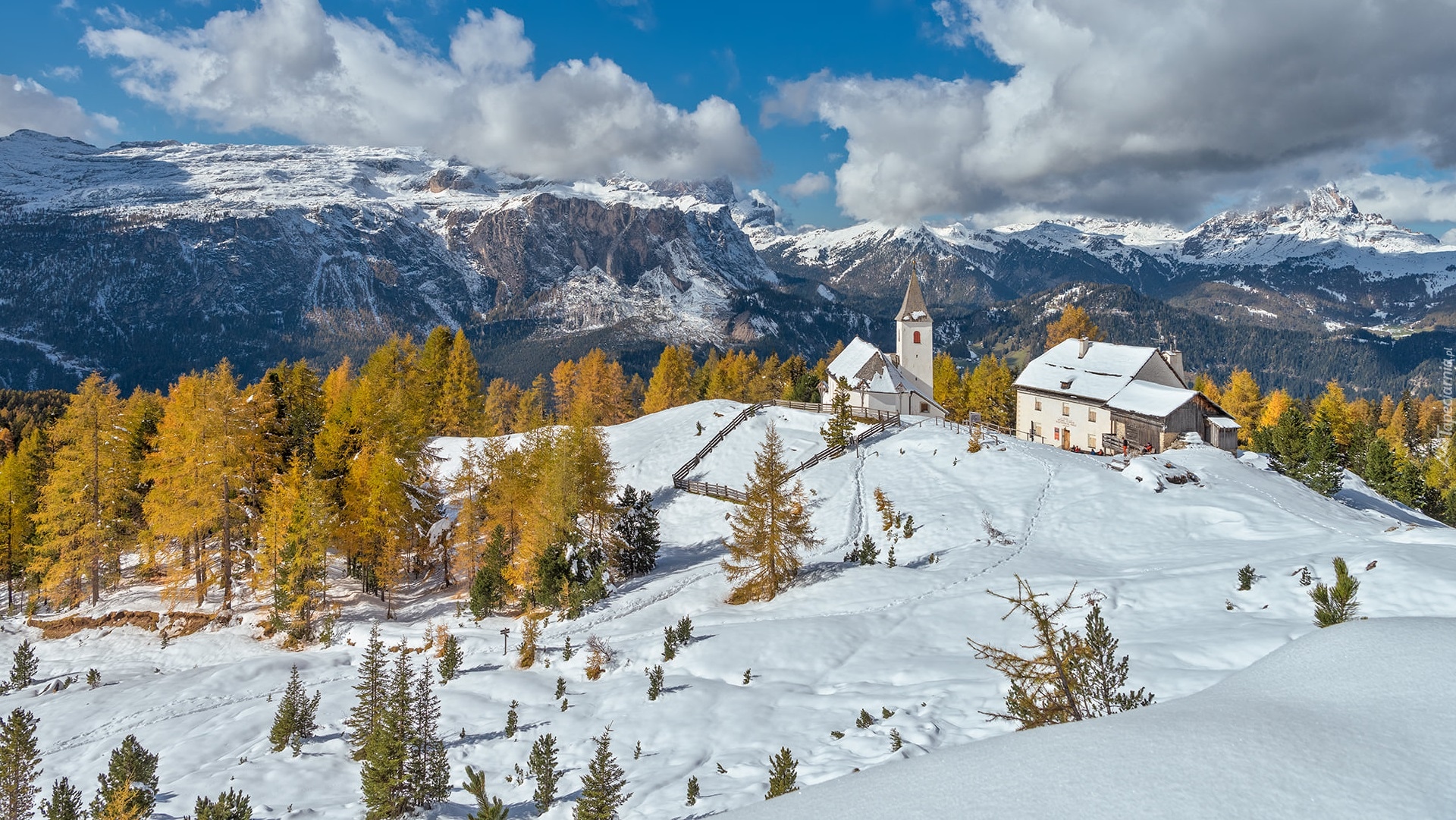 Zima, Góry, Dolomity, Drzewa, Schronisko, Sanktuarium La Crusc Santa Croce, Drzewa, Chmury, Alta Badia, Południowy Tyrol, Włochy