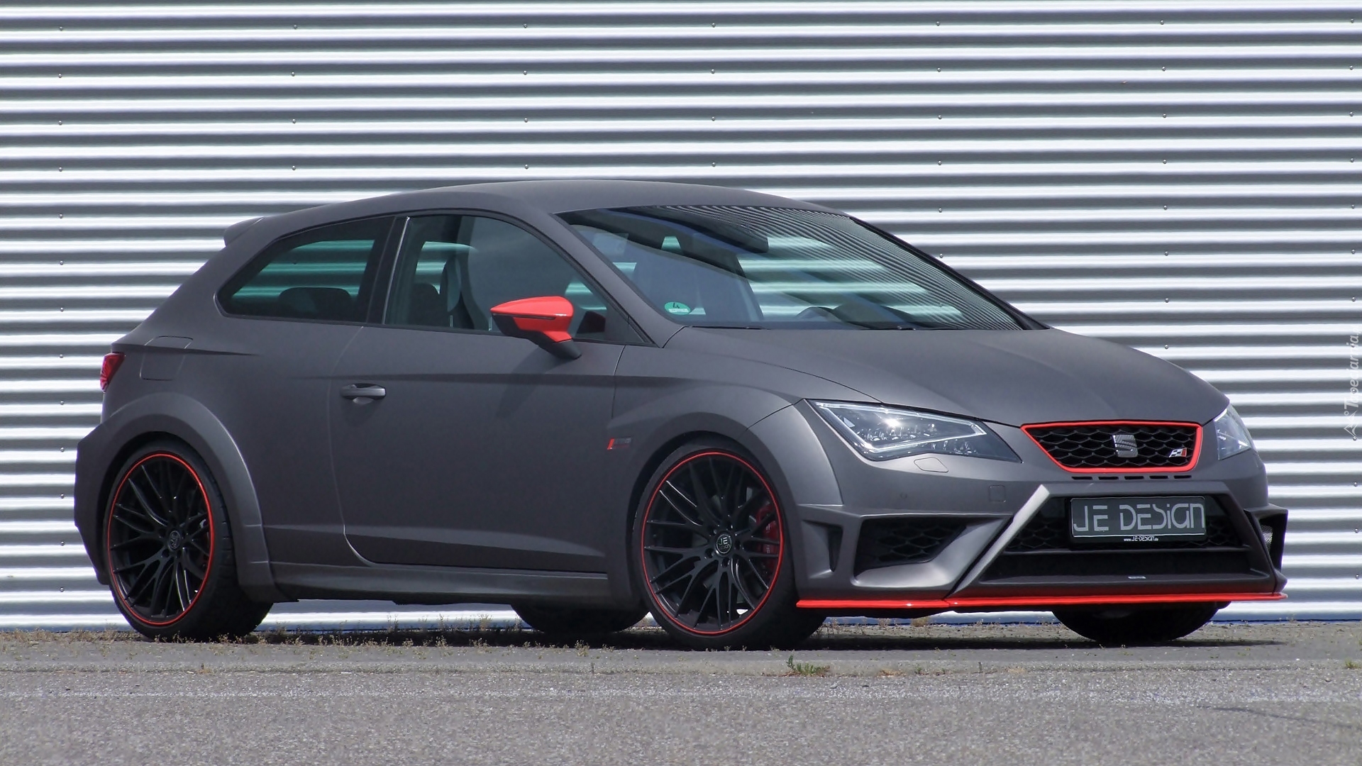 Seat Leon Cupra, Bok