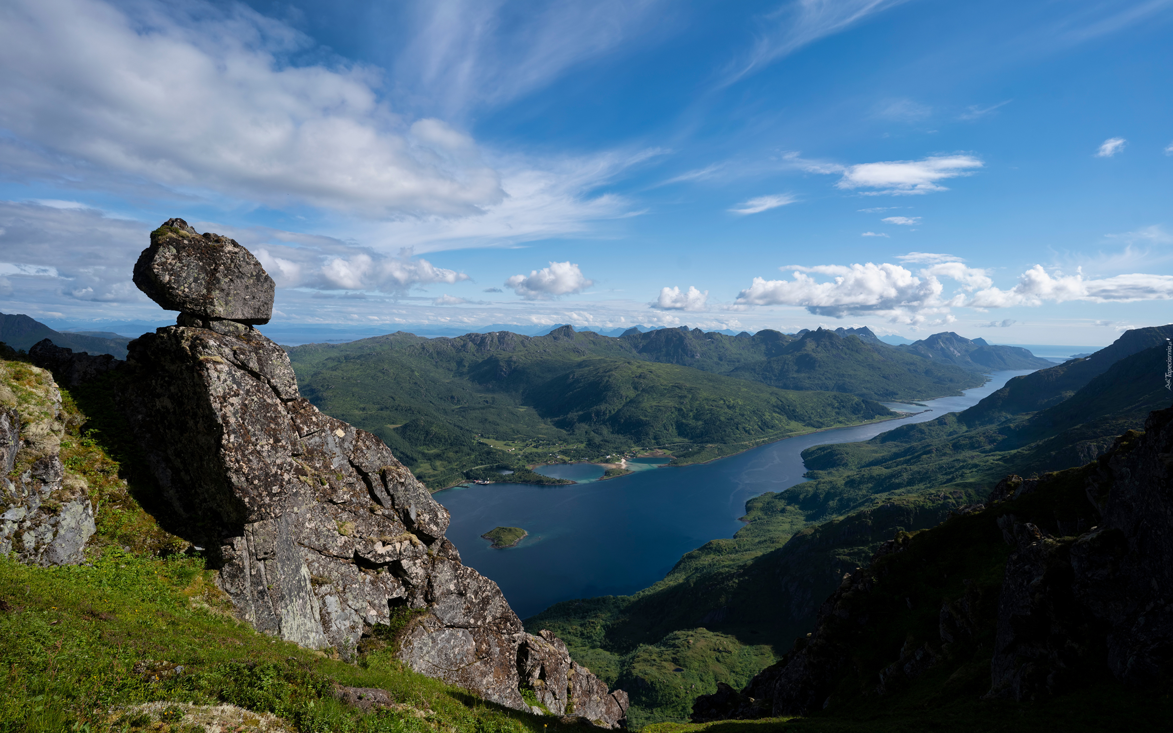 Norwegia, Góry, Fiord, Cieśnina Raftsundet, Skała, Niebo