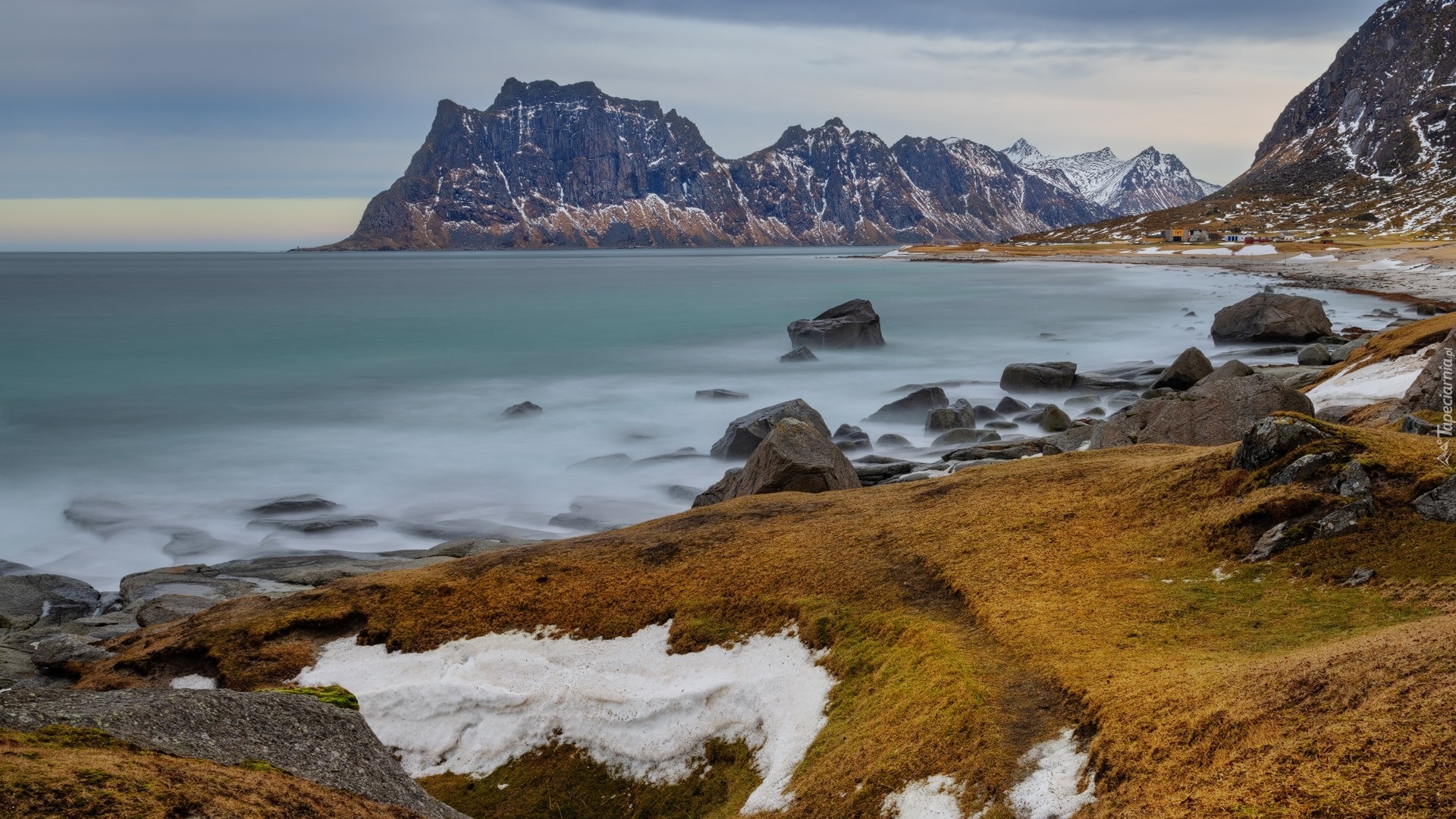 Norwegia, Leknes, Morze, Haukland Beach, Skały, Wybrzeże, Góry