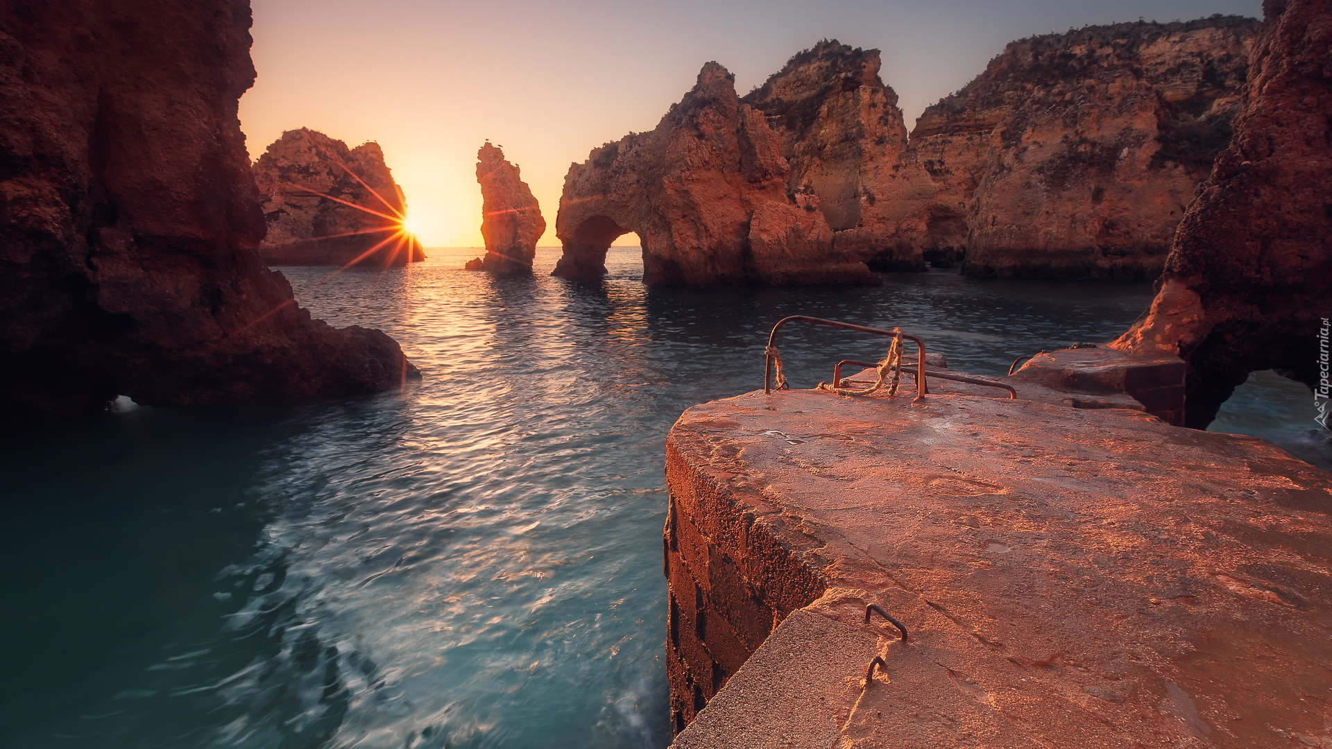 Morze, Skały, Promienie słońca, Cypel Ponta da Piedade, Portugalia