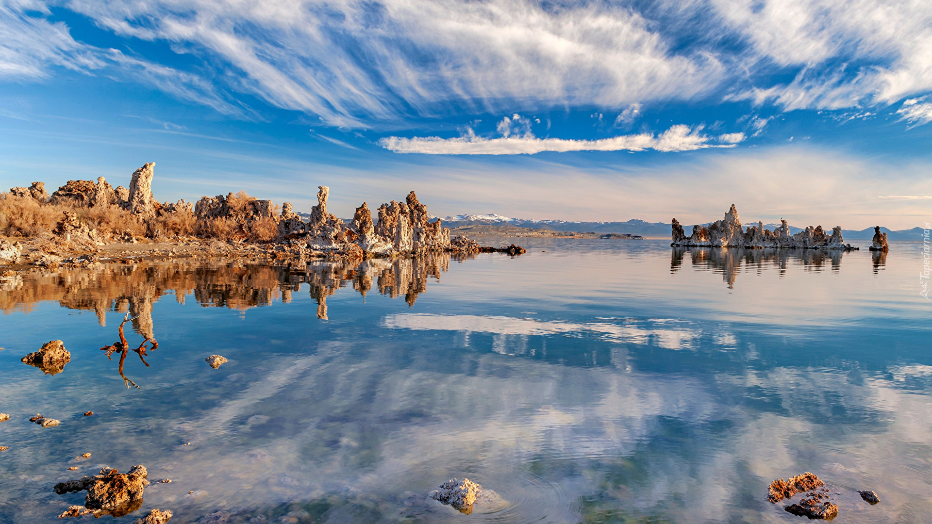 Kalifornia, Stany Zjednoczone, Jezioro, Mono Lake, Skały, Niebo, Chmury, Odbicie