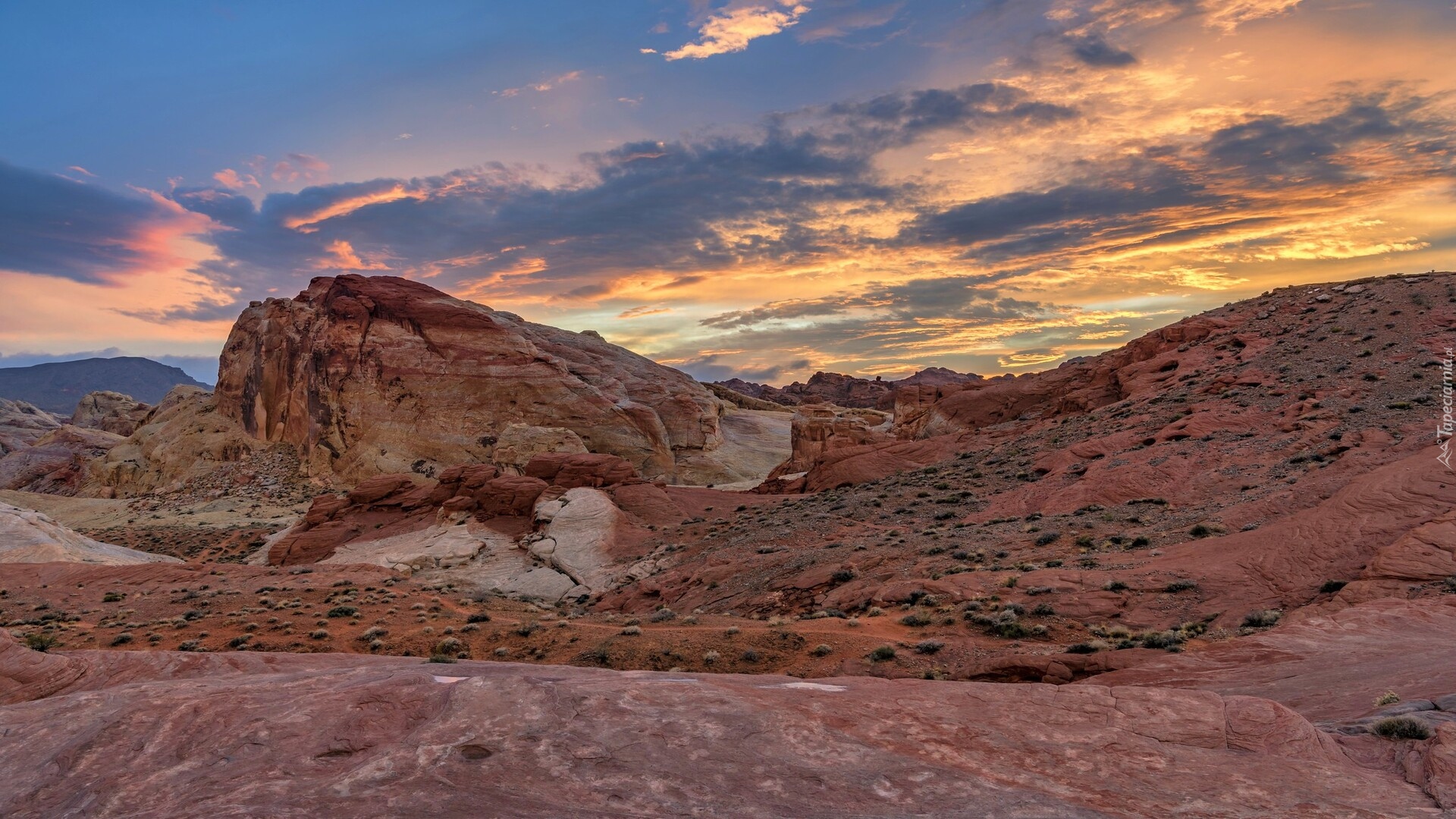 Skały, Piaskowce, Zachód słońca, Dolina Ognia, Valley of Fire, Nevada, Stany Zjednoczone