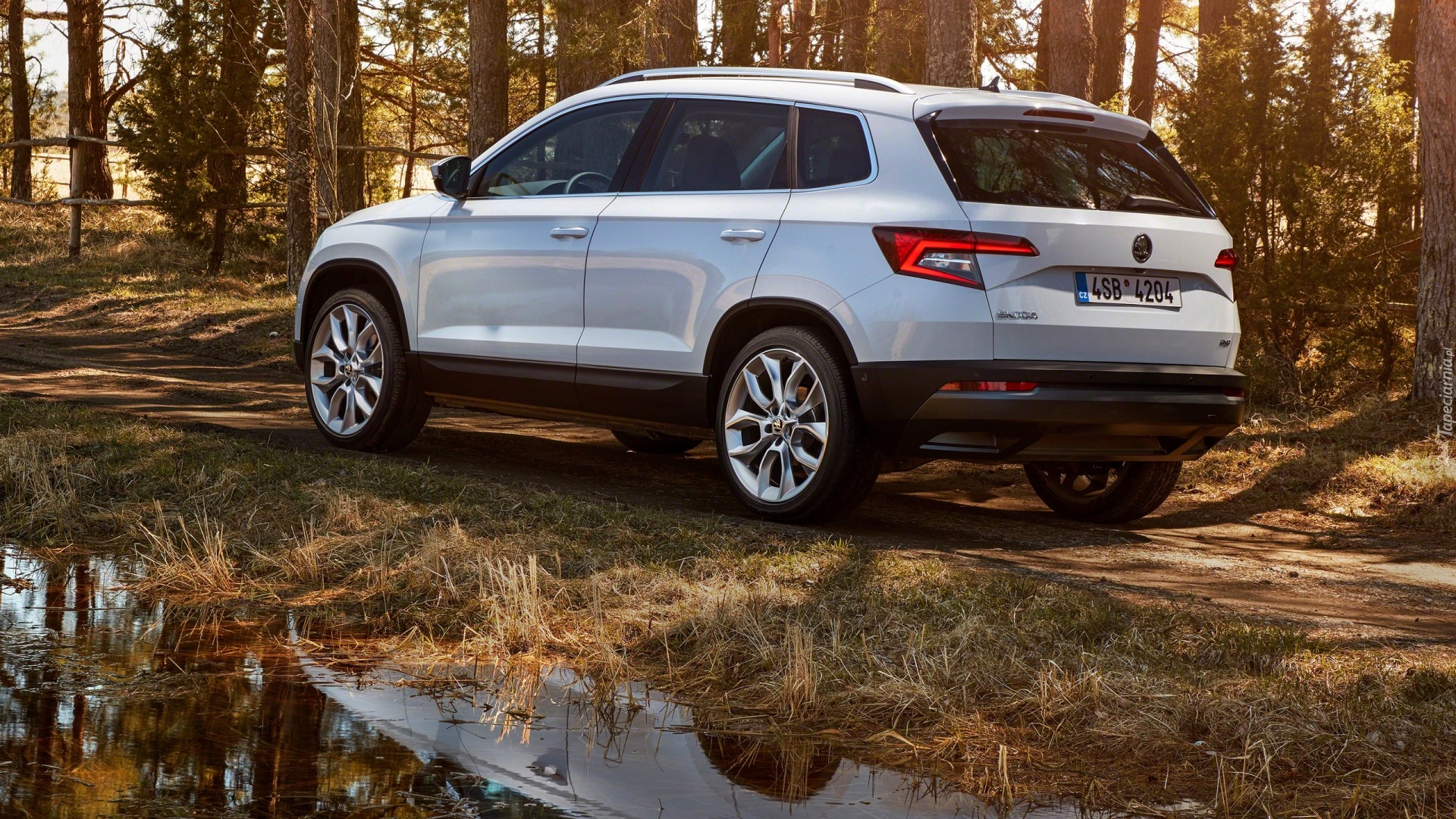 Skoda Karoq, SUV, 2015