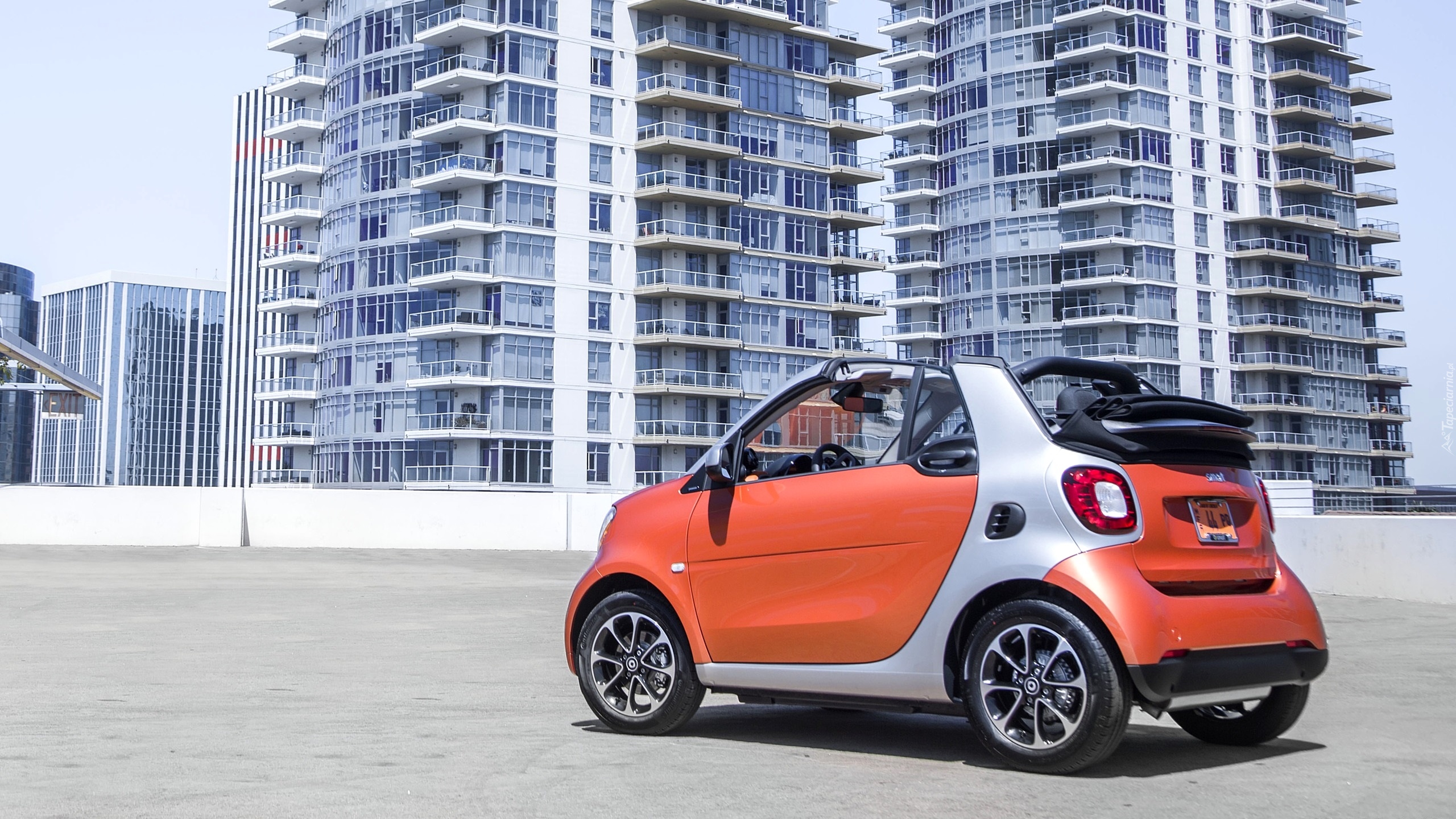 Smart Fortwo Cabrio, 2017, Wieżowce