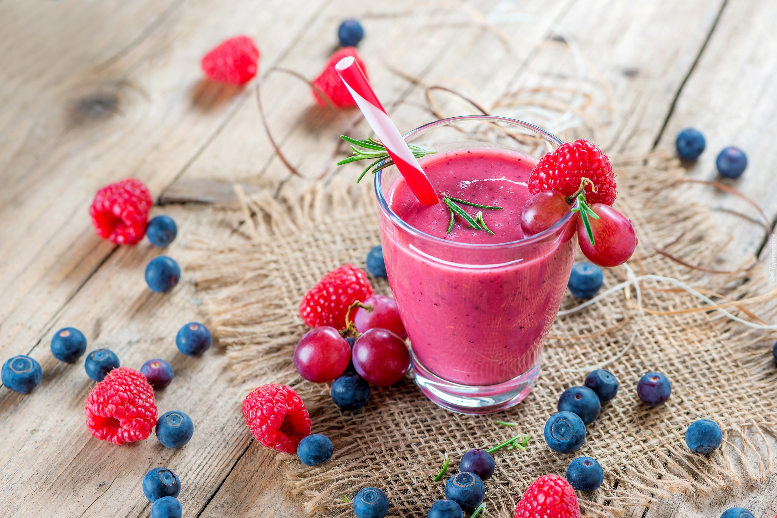 Napój, Smoothie, Maliny, Borówki, Sok, Szklanka