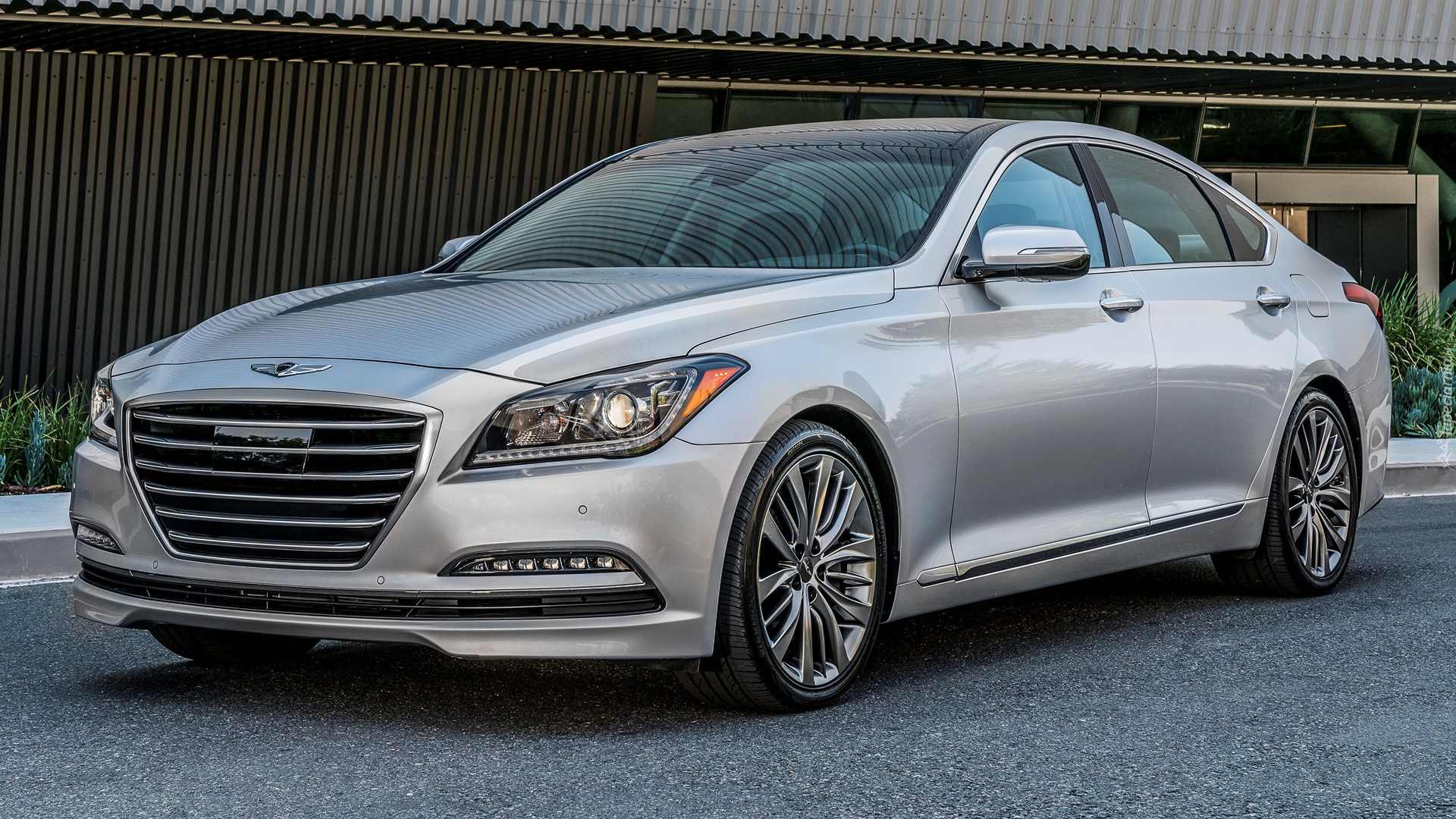 Srebrny, Genesis G80