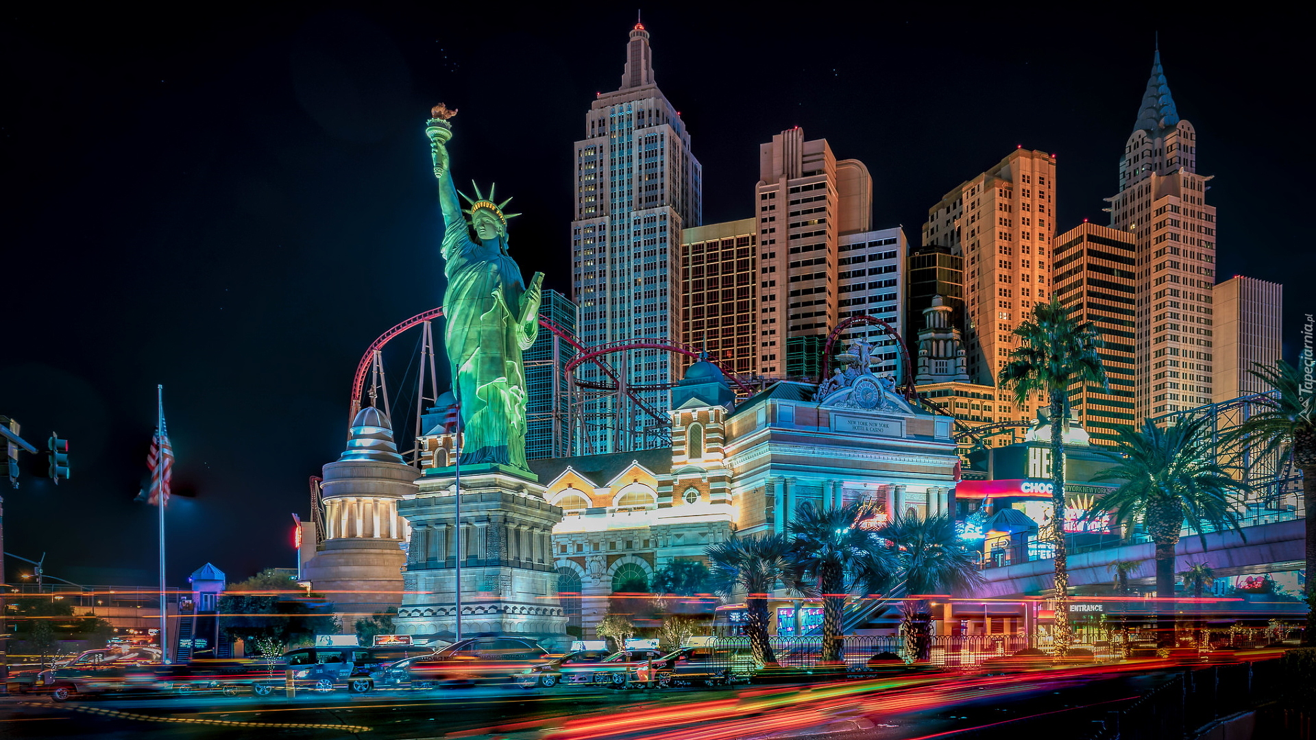 Wieżowce, Statua Wolności, Noc, Las Vegas, Nevada, Stany Zjednoczone